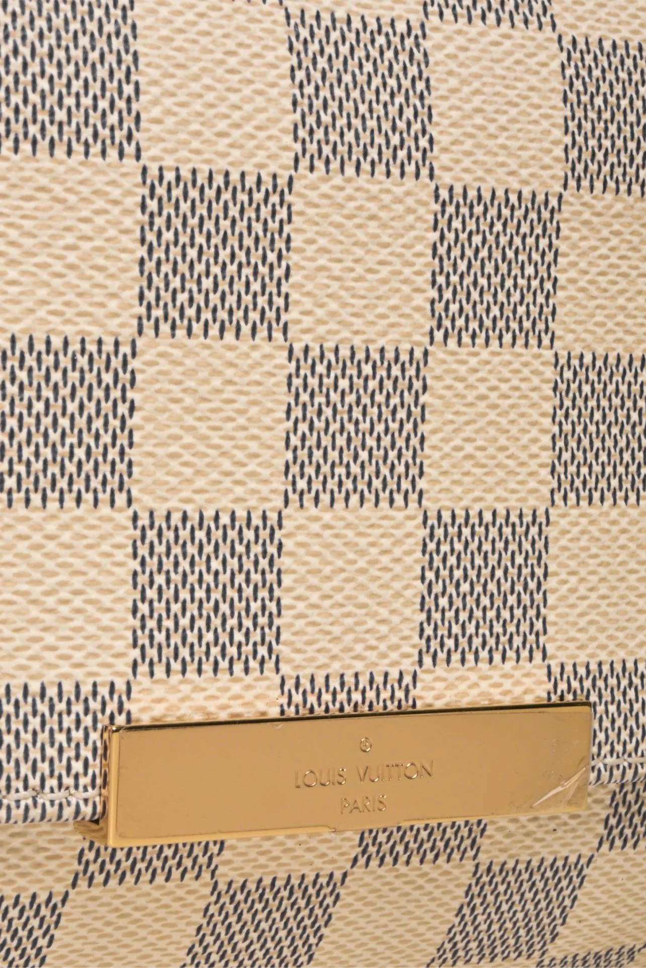 Louis Vuitton 2016 Damier Azur Favorite MM Shoulder Bag - Image 3