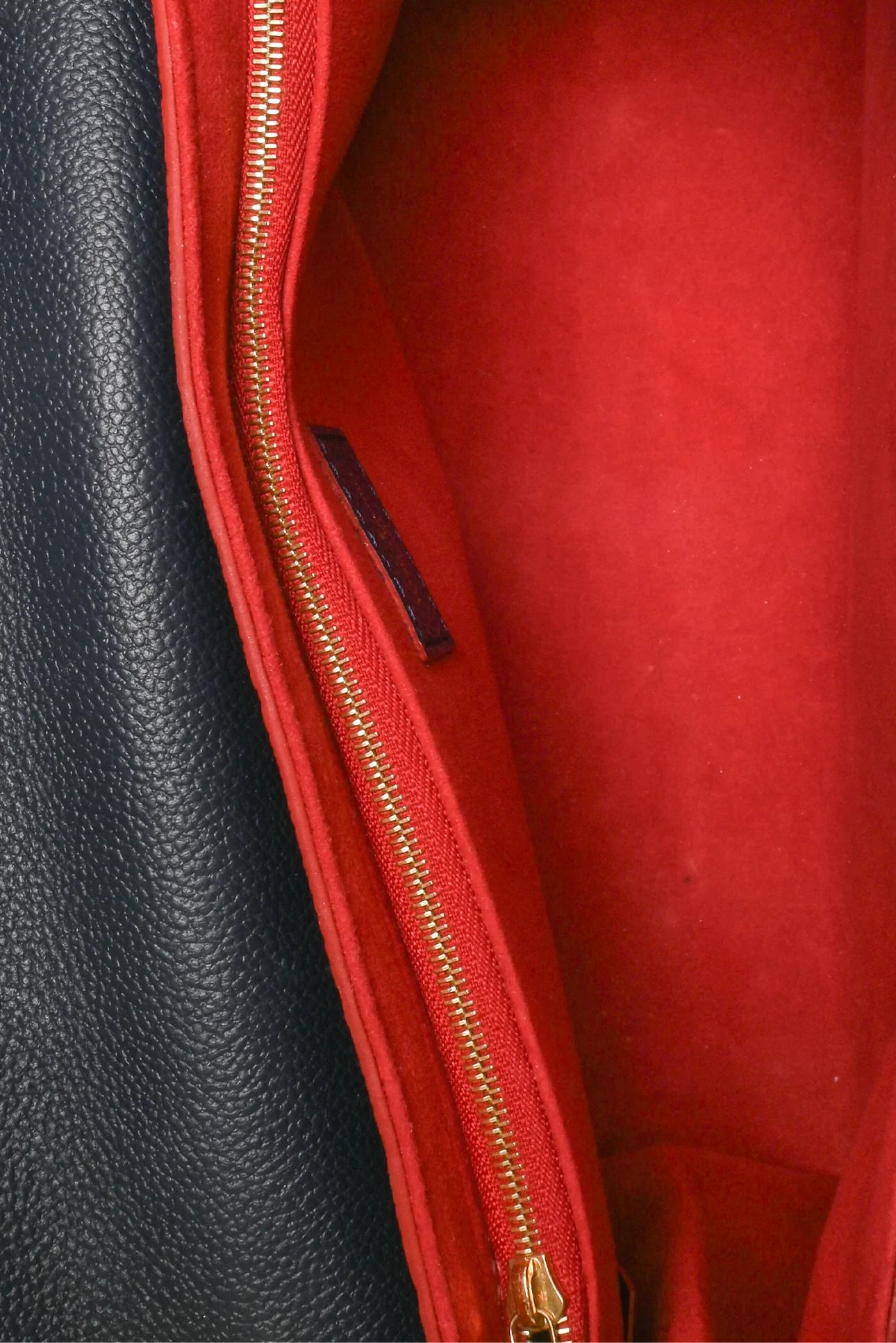 Louis Vuitton 2019 Monogram Empreinte Vavin PM - Image 7