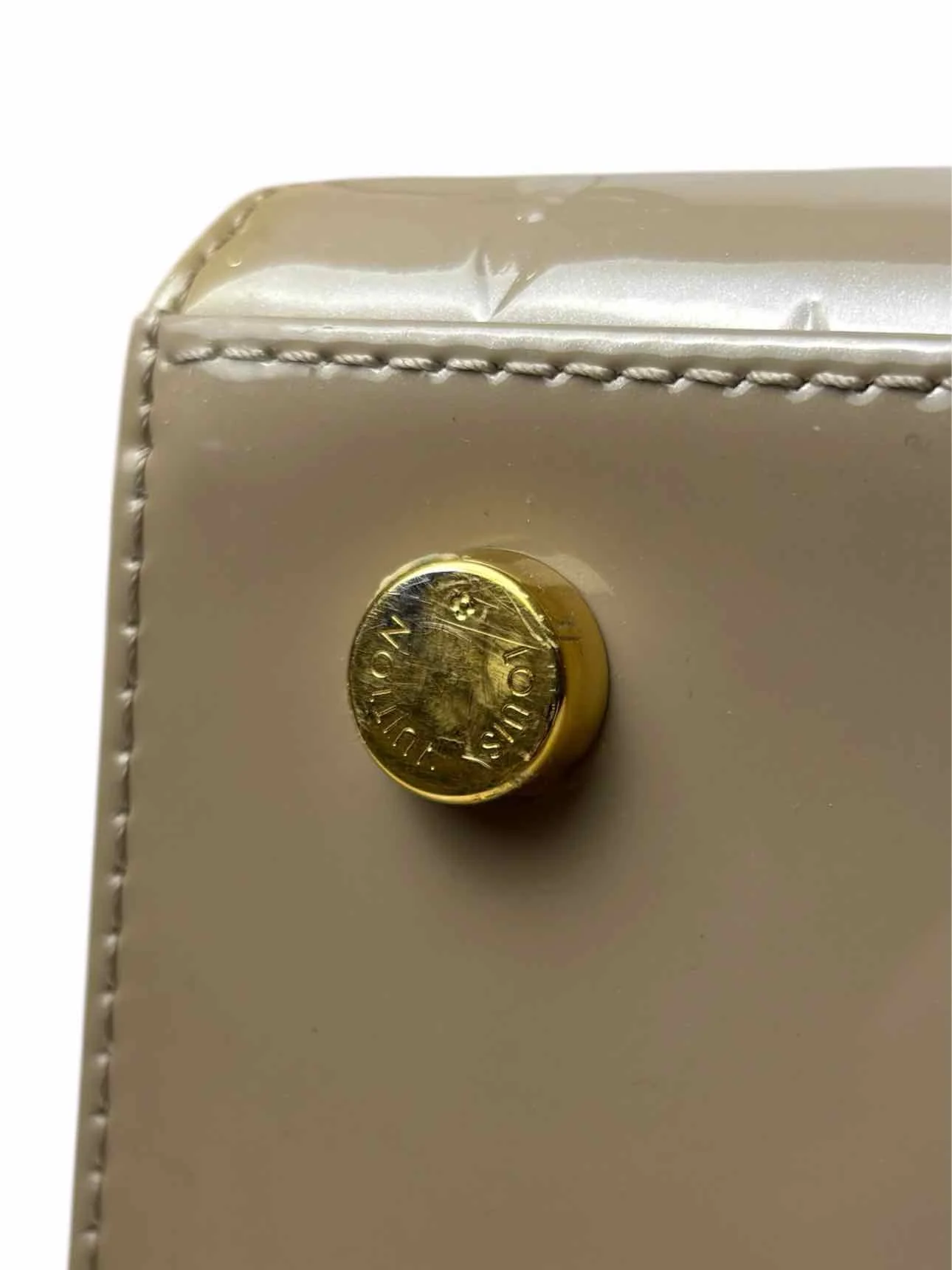 Louis Vuitton  Brea MM Galet Patent Monogram Purse - Image 10
