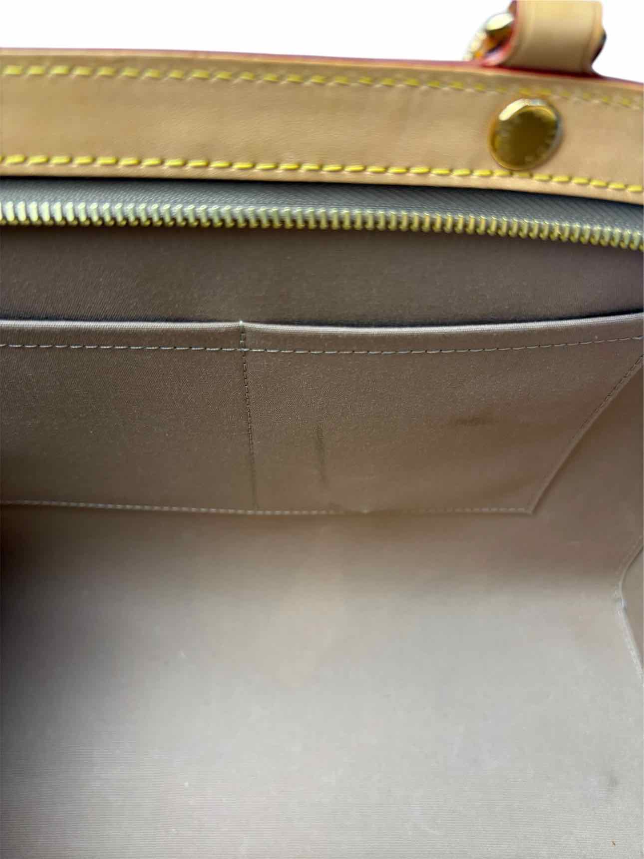 Louis Vuitton  Brea MM Galet Patent Monogram Purse - Image 13