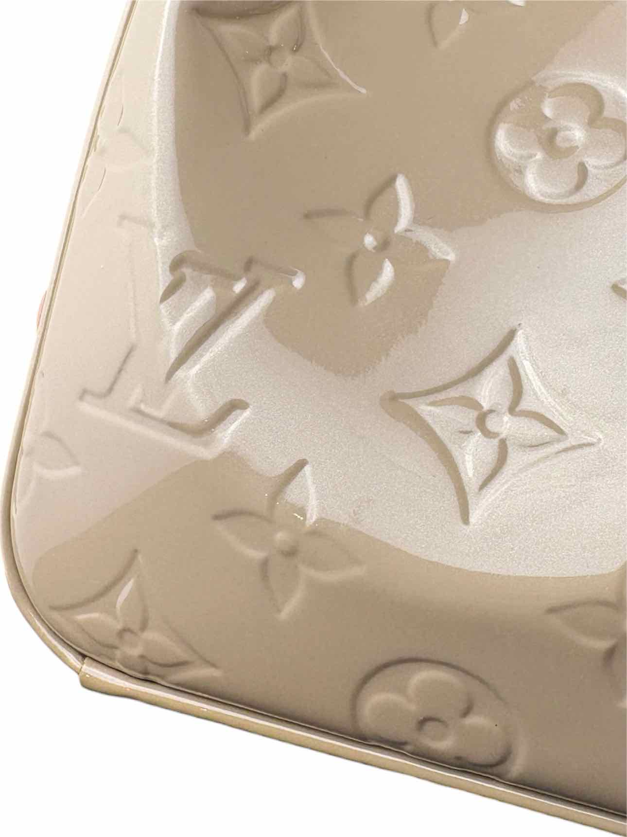 Louis Vuitton  Brea MM Galet Patent Monogram Purse - Image 16