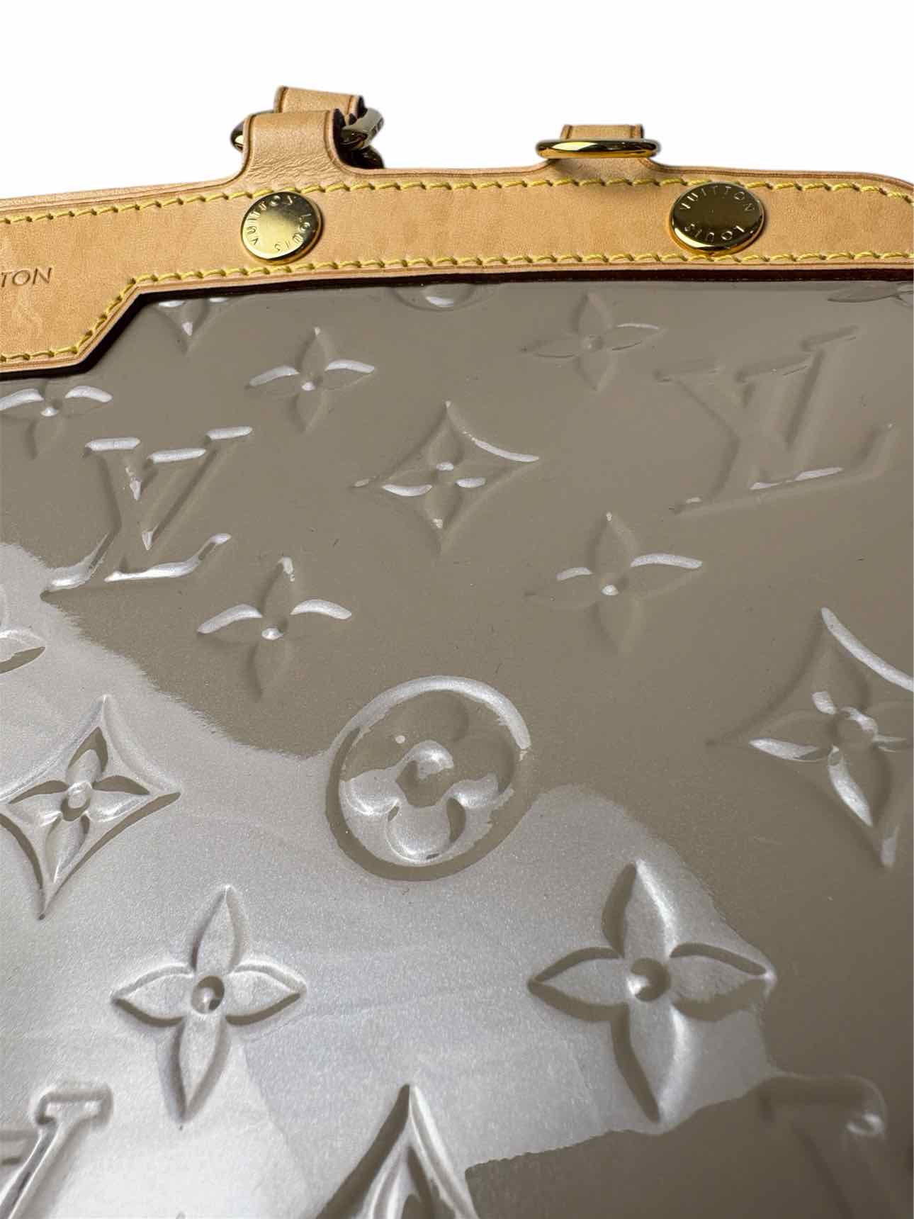 Louis Vuitton  Brea MM Galet Patent Monogram Purse - Image 19