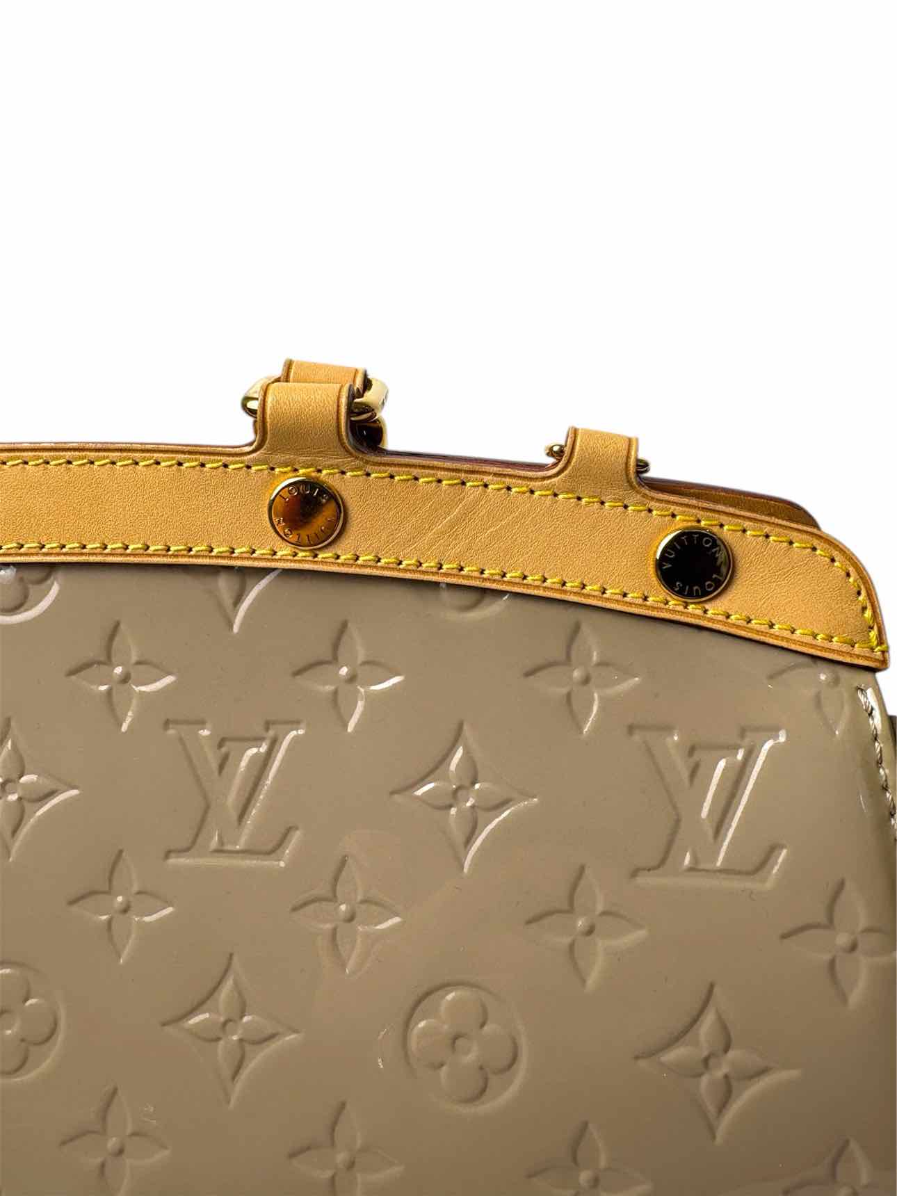 Louis Vuitton  Brea MM Galet Patent Monogram Purse - Image 7
