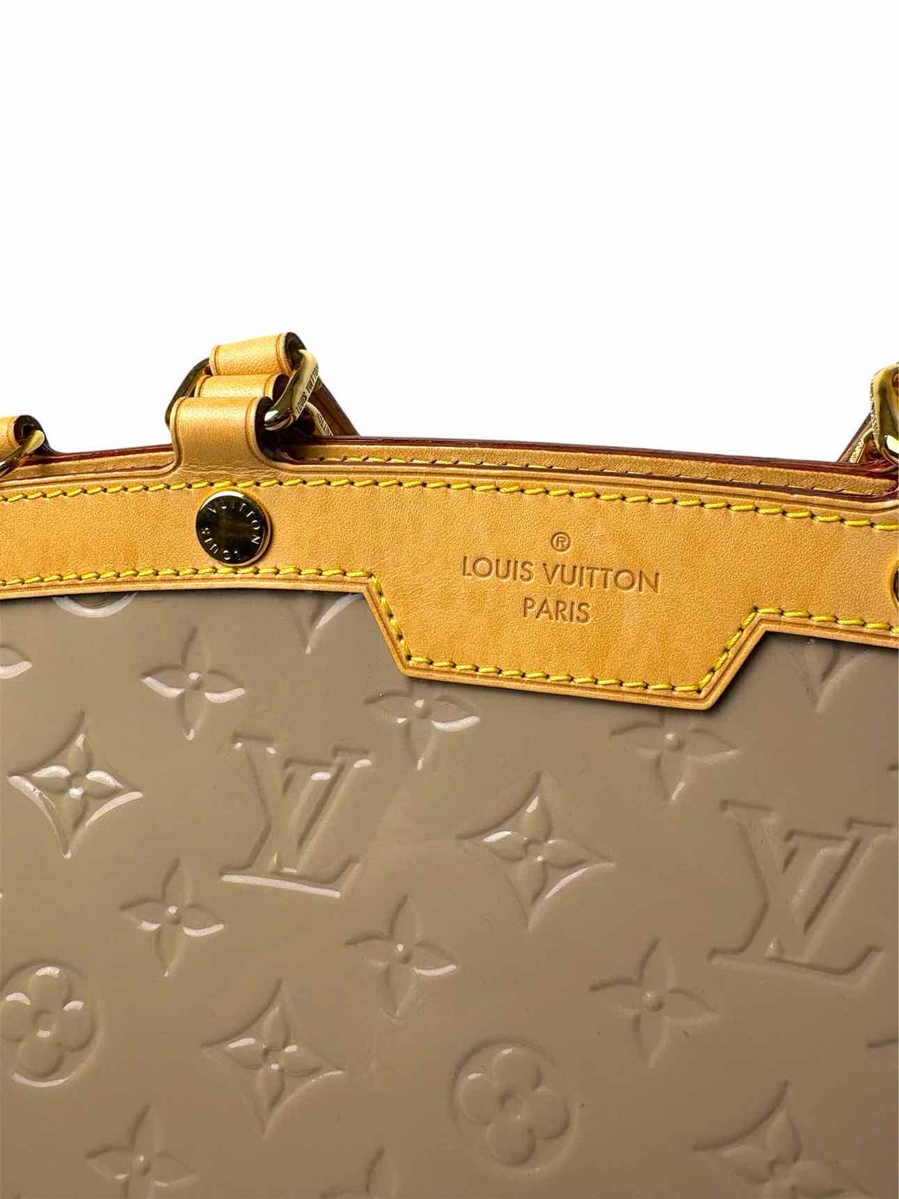 Louis Vuitton  Brea MM Galet Patent Monogram Purse - Image 8