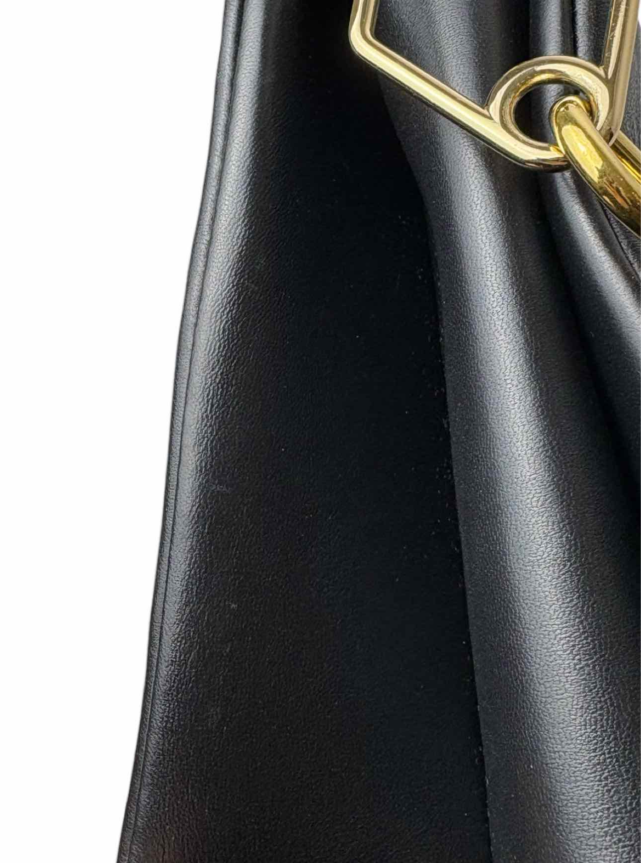 Louis Vuitton Coussin MM Monogram Embossed Leather Purse - Image 9
