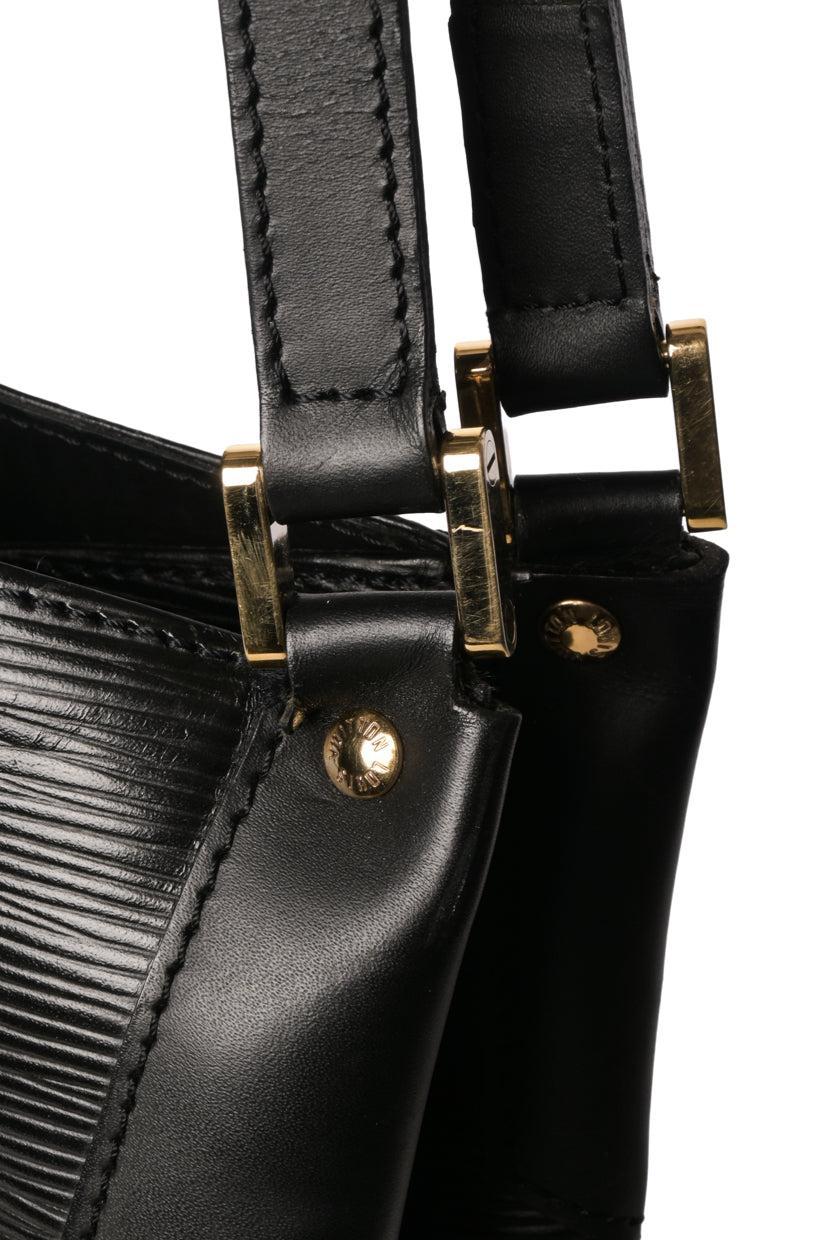 Louis Vuitton Epi Leather Mandala GM Shoulder Bag - Image 6