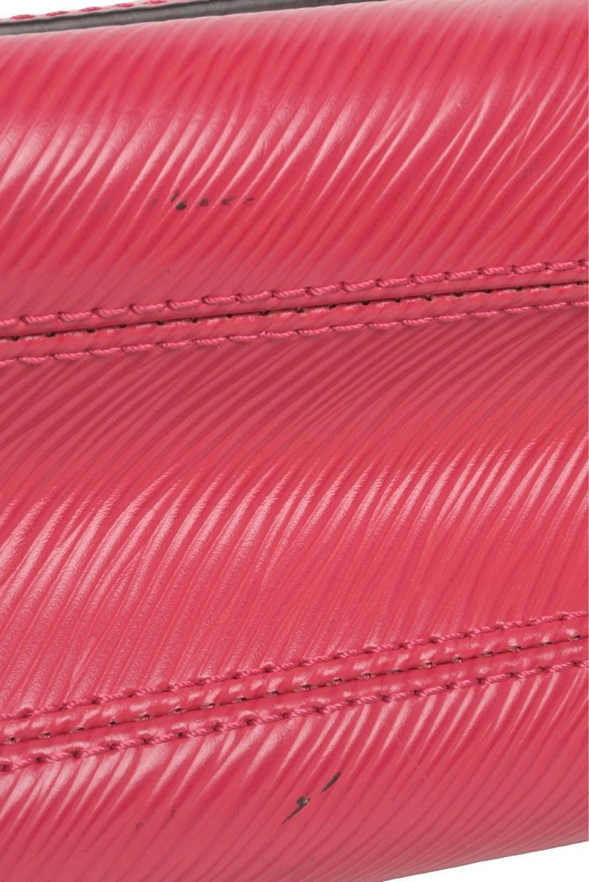 Louis Vuitton Epi Twist MM Shoulder Bag - Image 5