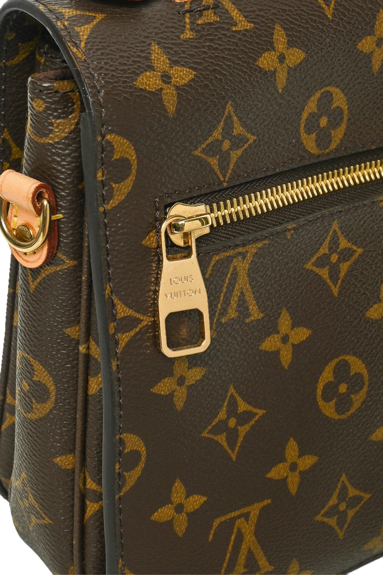 Louis Vuitton Monogram Pochette Metis - Image 7