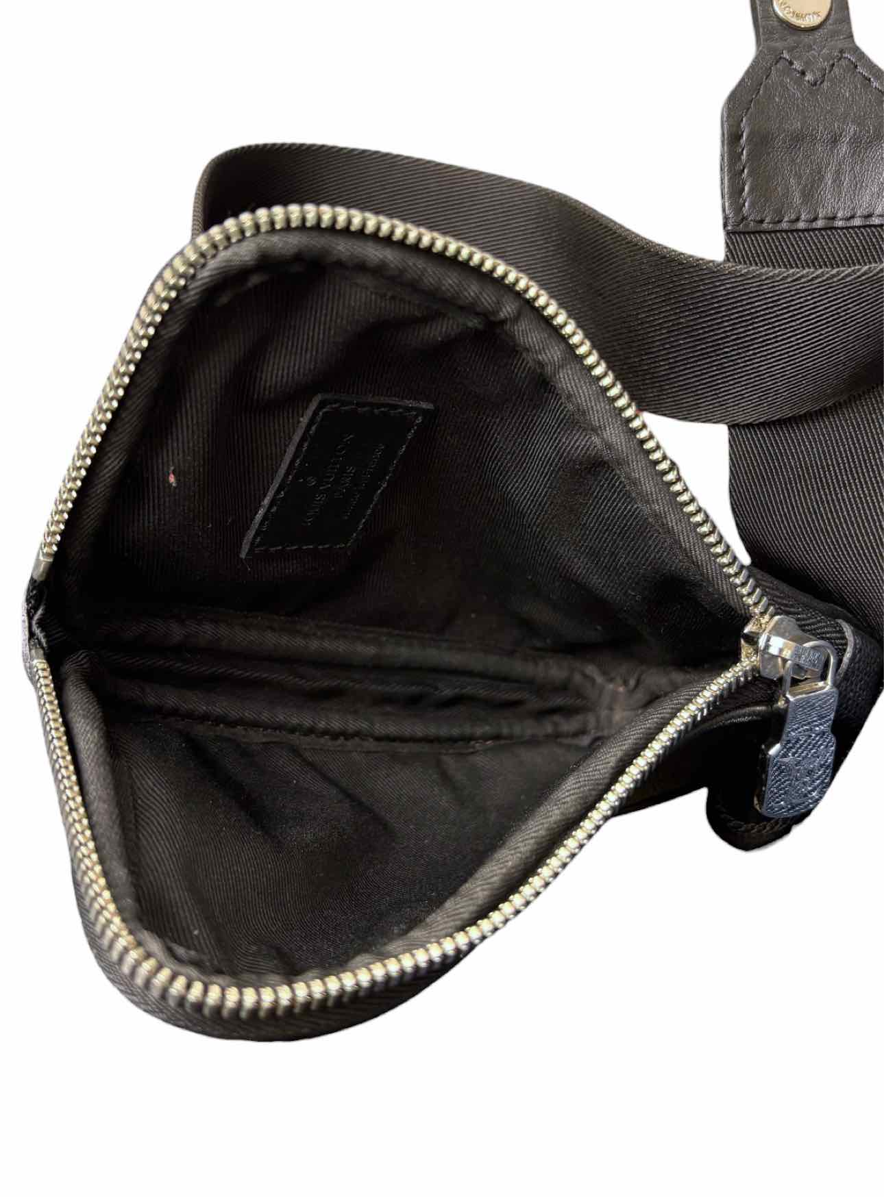 Louis Vuitton Scott Damier Graphite Messenger Crossbody - Image 7