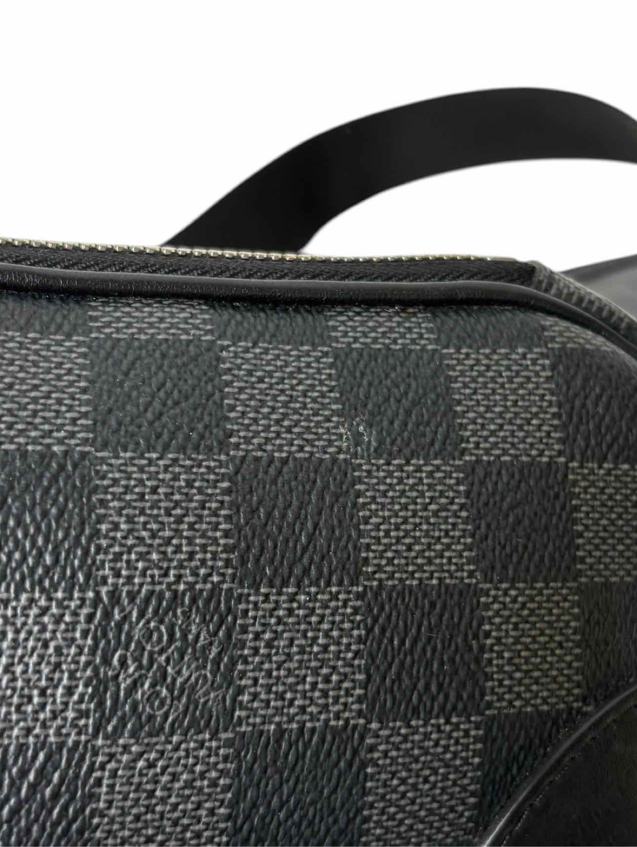 Louis Vuitton Scott Damier Graphite Messenger Crossbody - Image 9