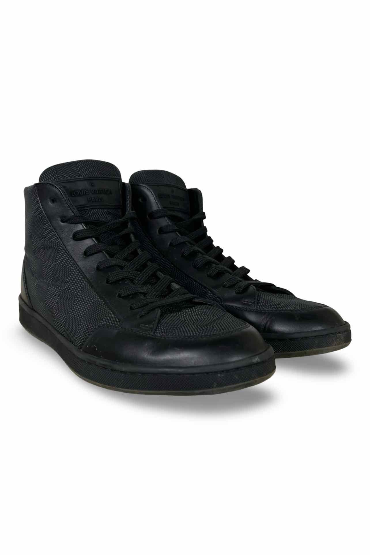 Louis Vuitton Size 39 Men's Sneakers - Image 2