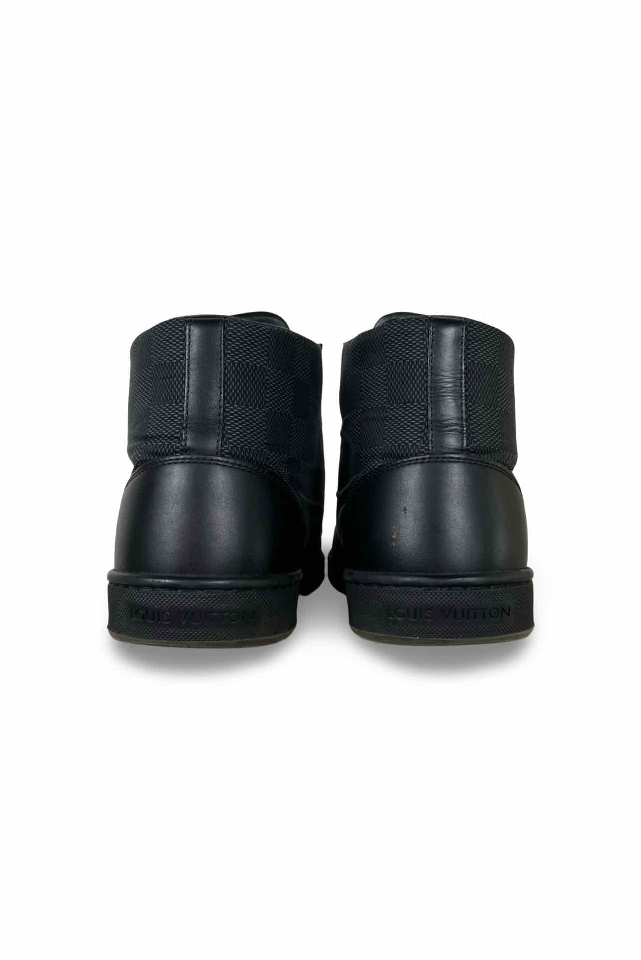 Louis Vuitton Size 39 Men's Sneakers - Image 4