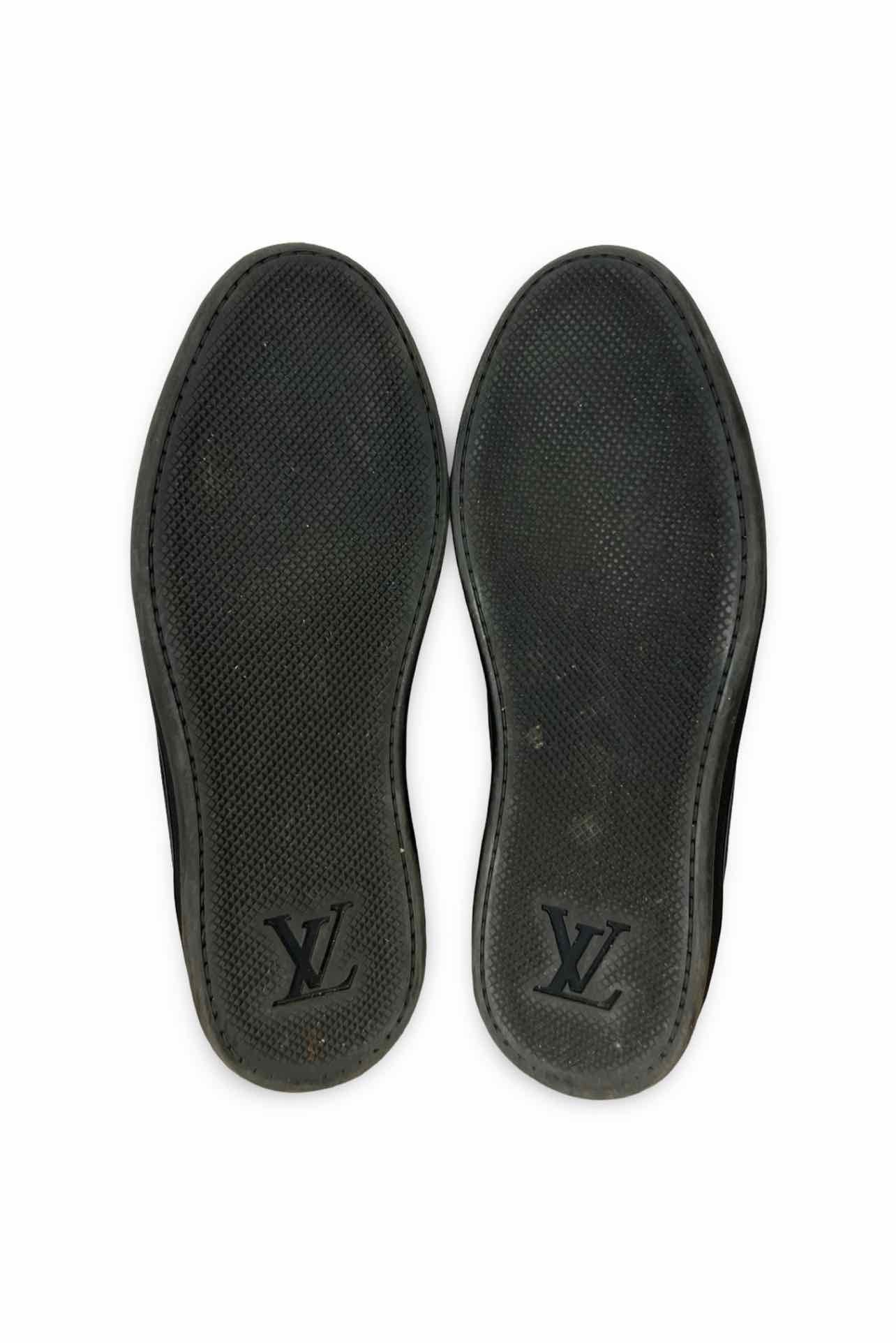Louis Vuitton Size 39 Men's Sneakers - Image 5