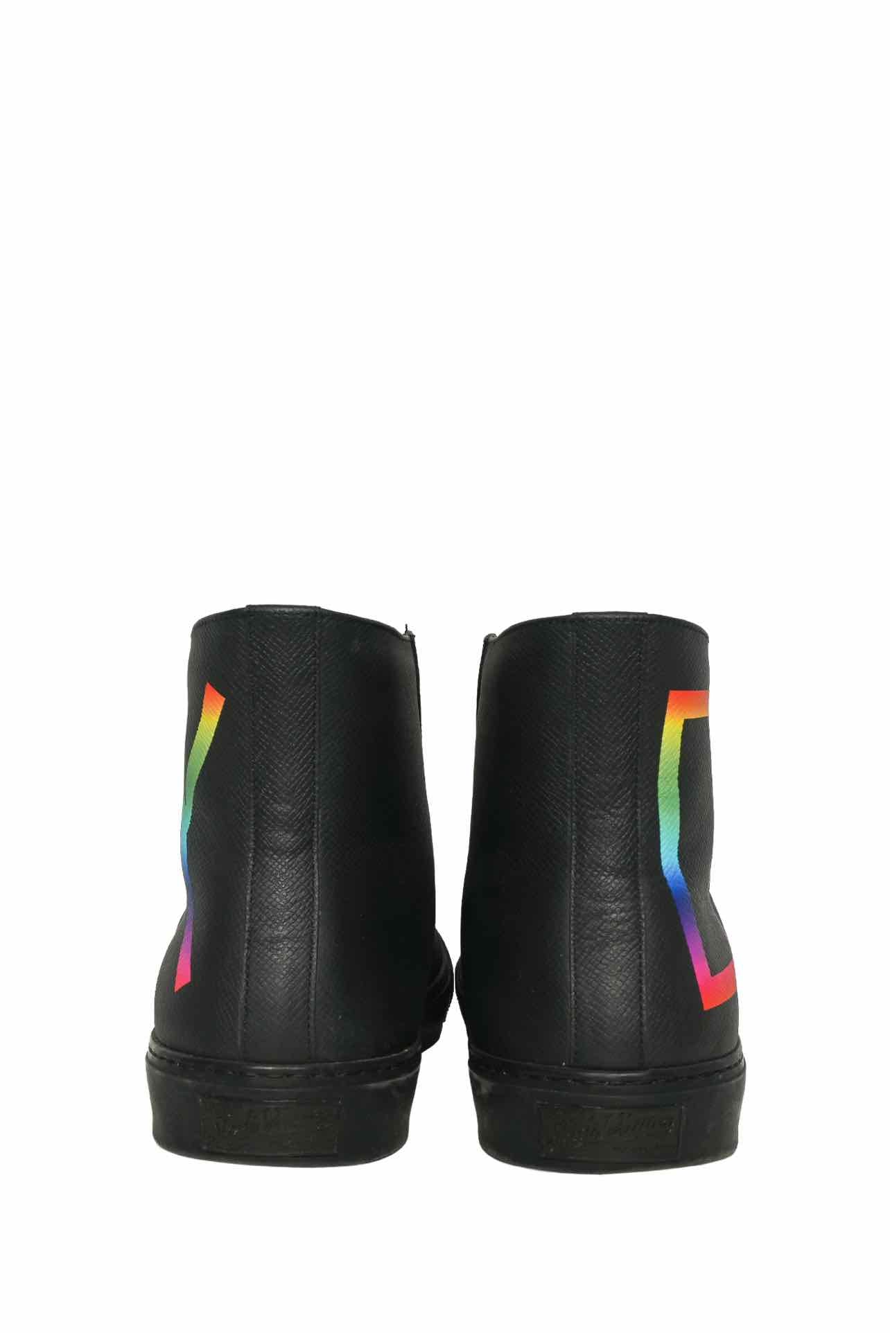 Louis Vuitton Size 9.5 High Top Tattoo Sneakers - Image 4