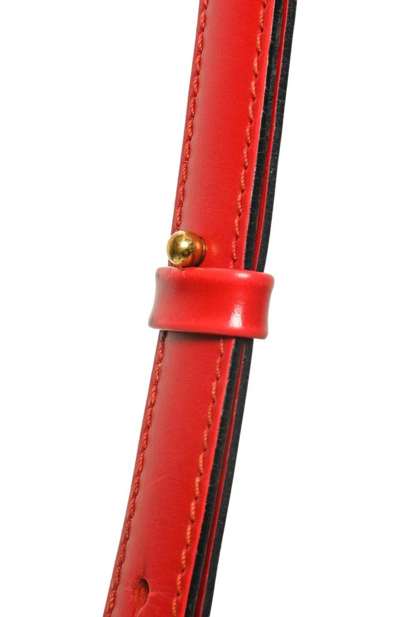 Louis Vuitton Vintage 1994 Epi Leather Cluny Bucket Shoulder Bag - Image 6