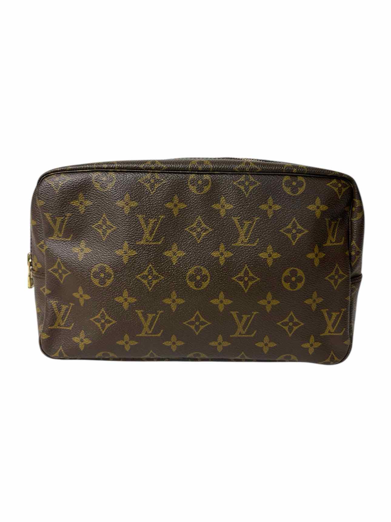 Louis Vuitton Vintage Monogram Canvas Clutch - Image 3