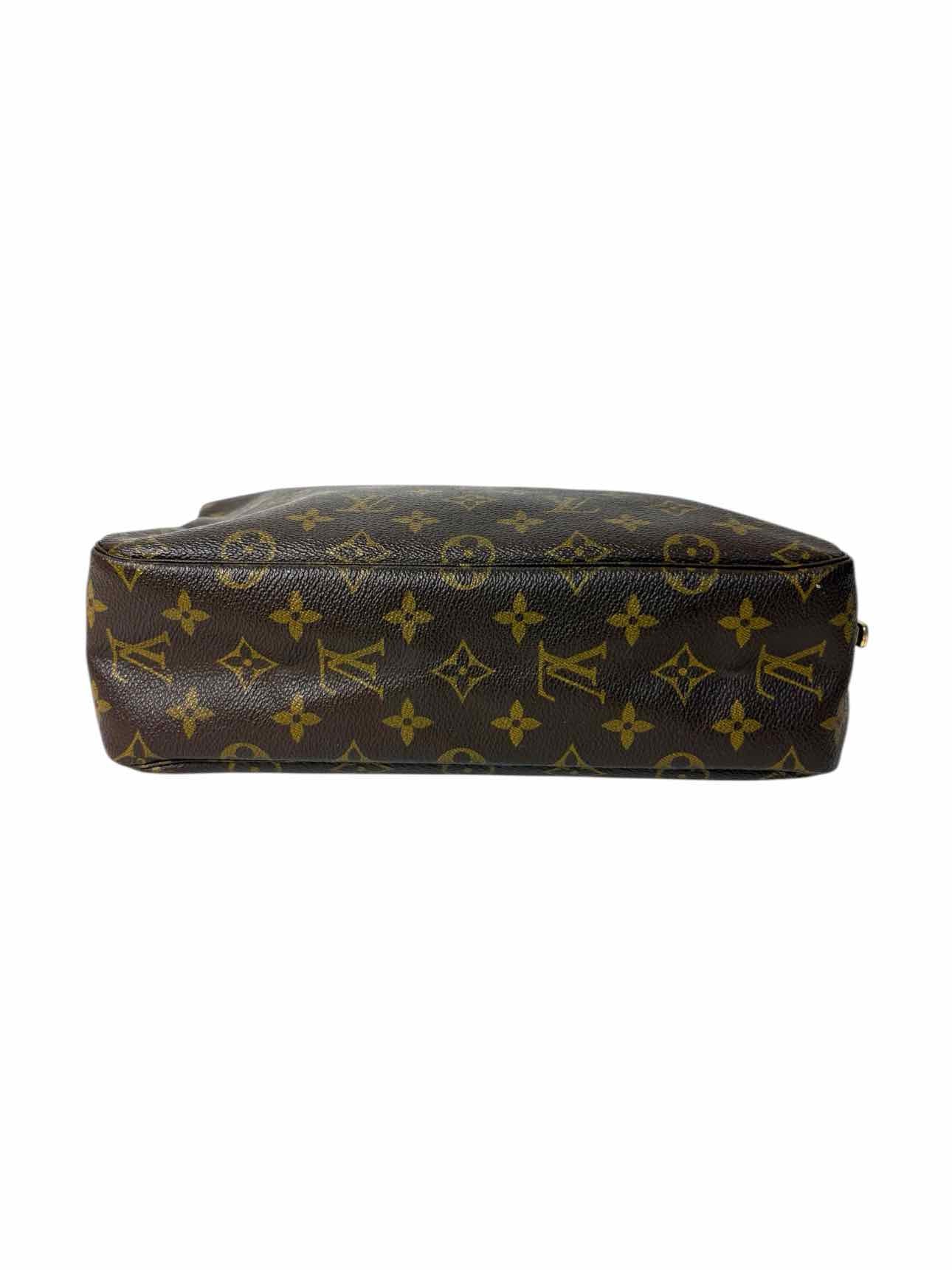 Louis Vuitton Vintage Monogram Canvas Clutch - Image 5