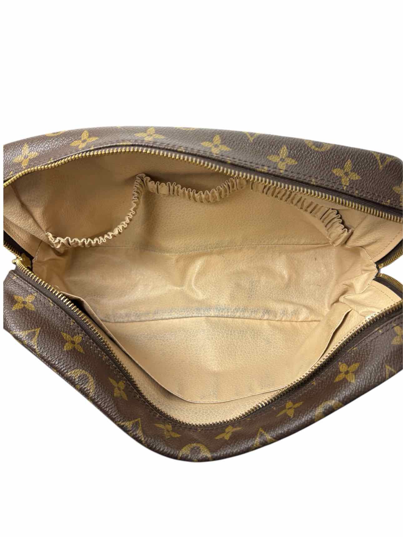 Louis Vuitton Vintage Monogram Canvas Clutch - Image 6
