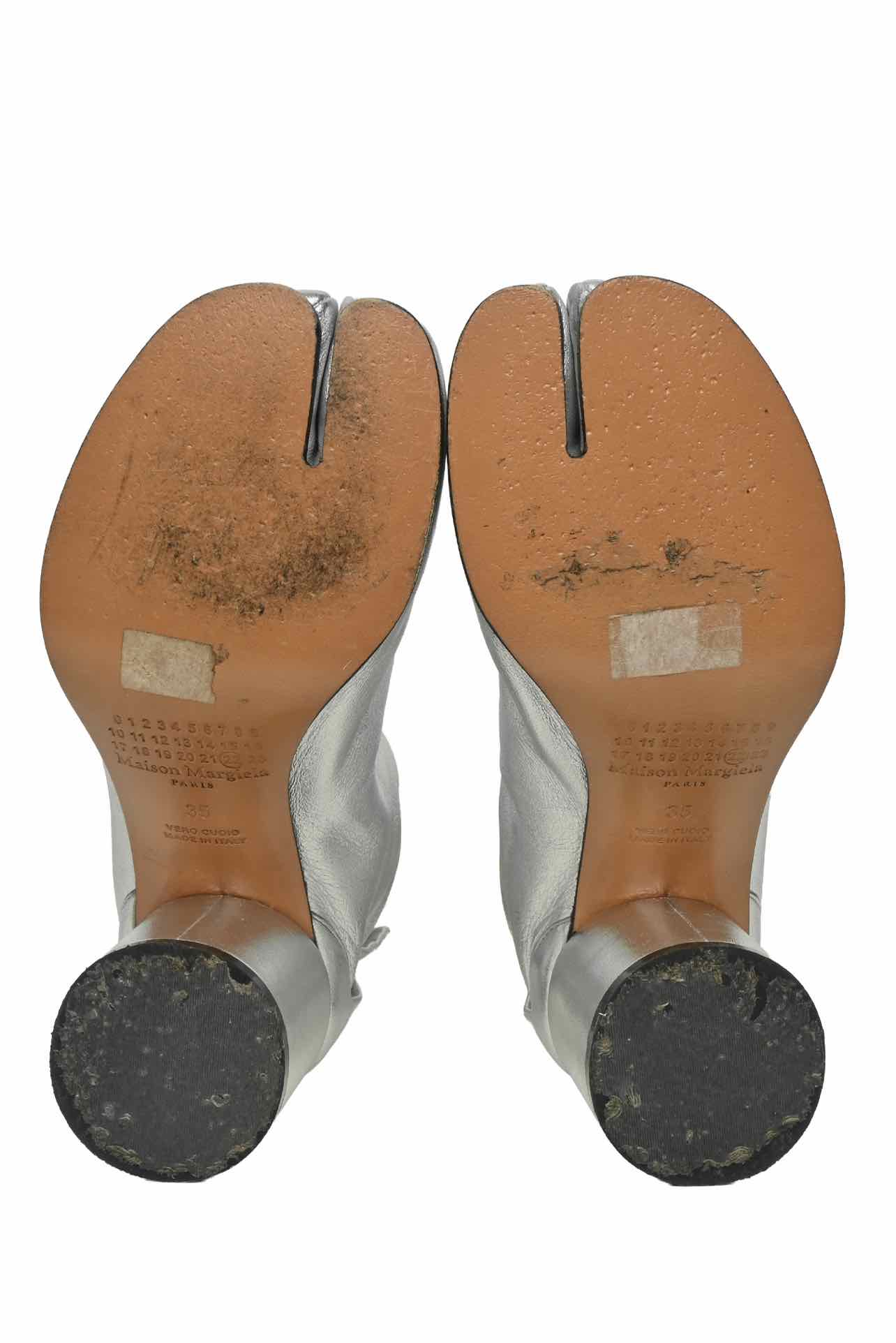 Maison Martin Margiela Size 35 Metallic Silver Leather Tabi Ankle Boots - Image 6