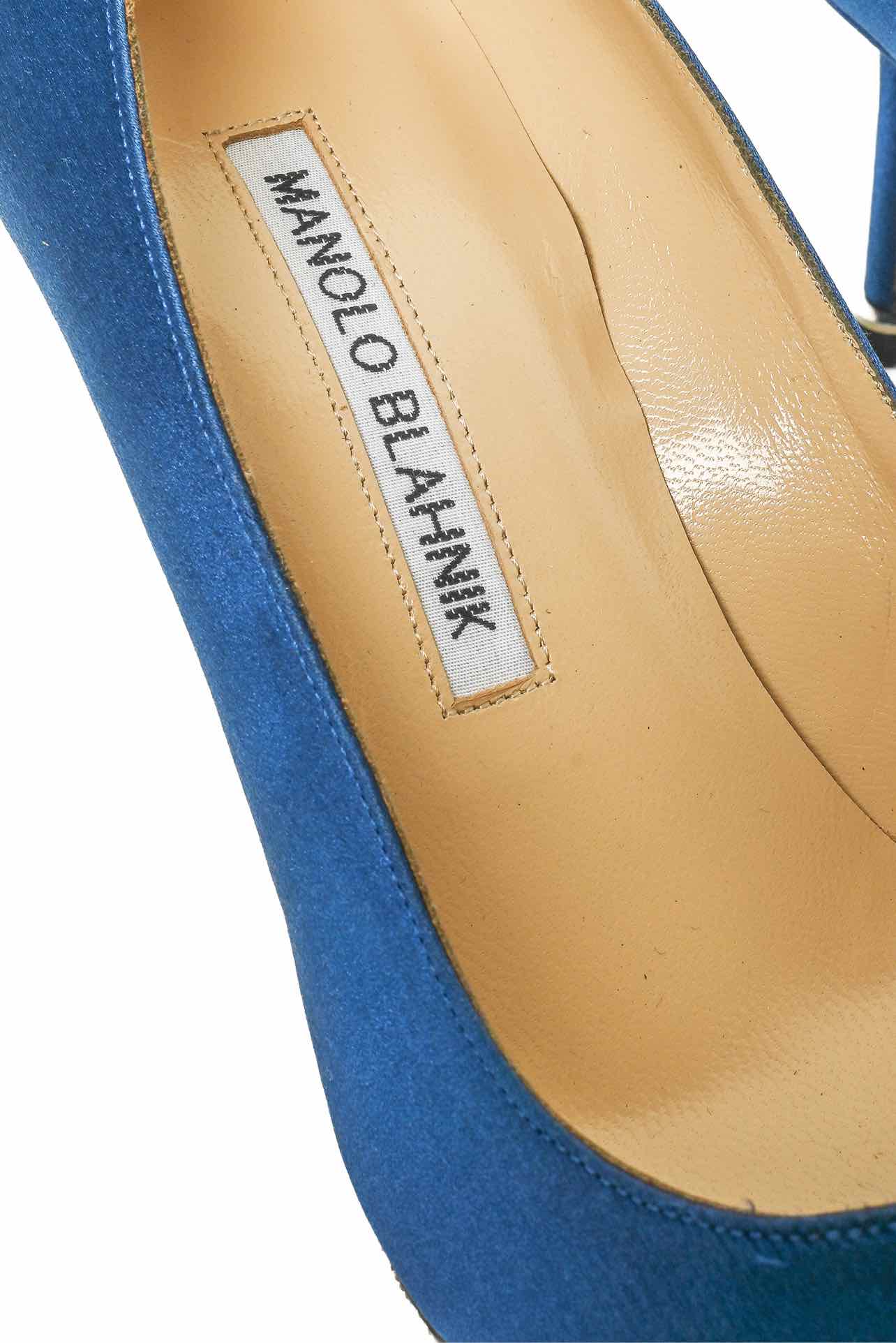 Manolo Blahnik Size 34.5 Hangisi 70 Satin Pumps - Image 6