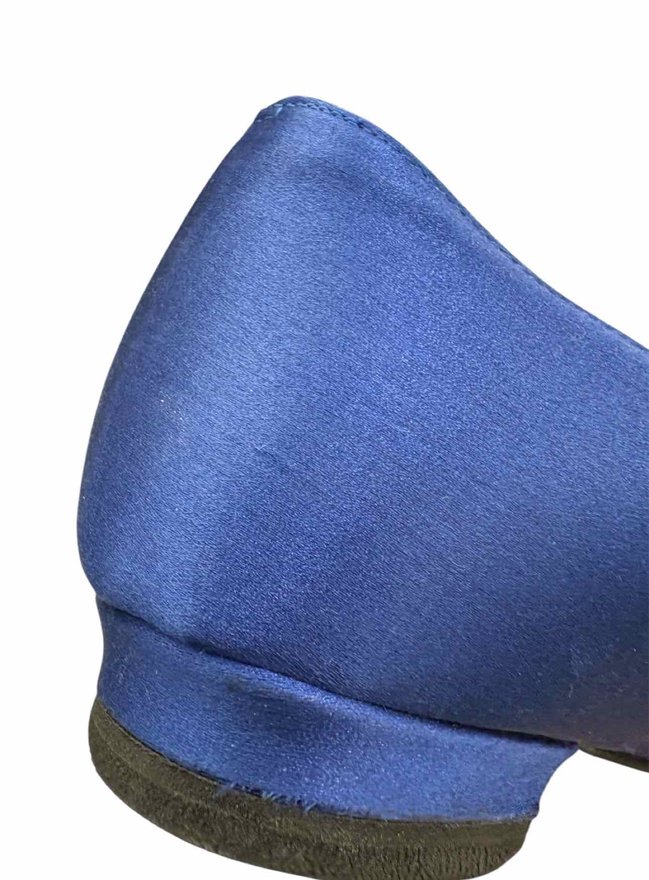 Manolo Blahnik Size 36 Flats - Image 10