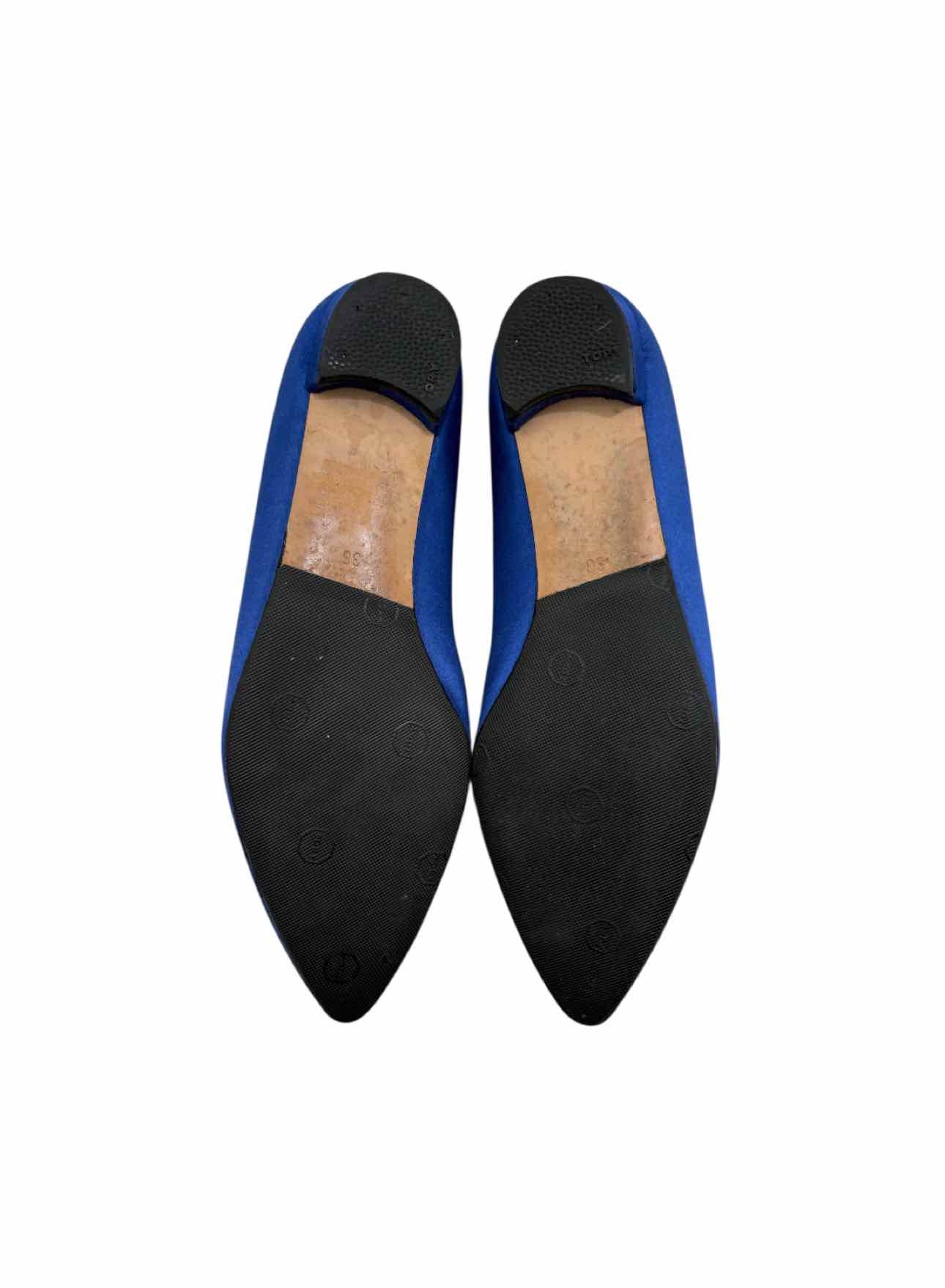 Manolo Blahnik Size 36 Flats - Image 5
