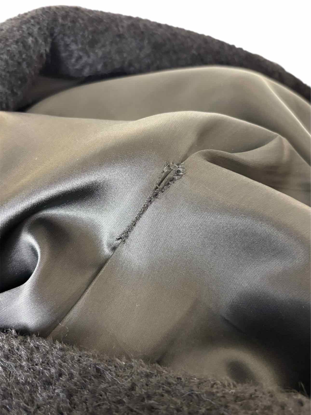Maxmara Size 8 Alpaca Blend Coat - Image 4