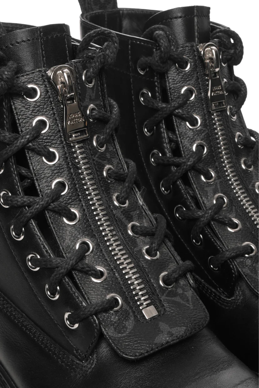 Men's Size 7.5 Louis Vuitton x Fragment Monogram Canvas & Leather Combat Boots - Image 4