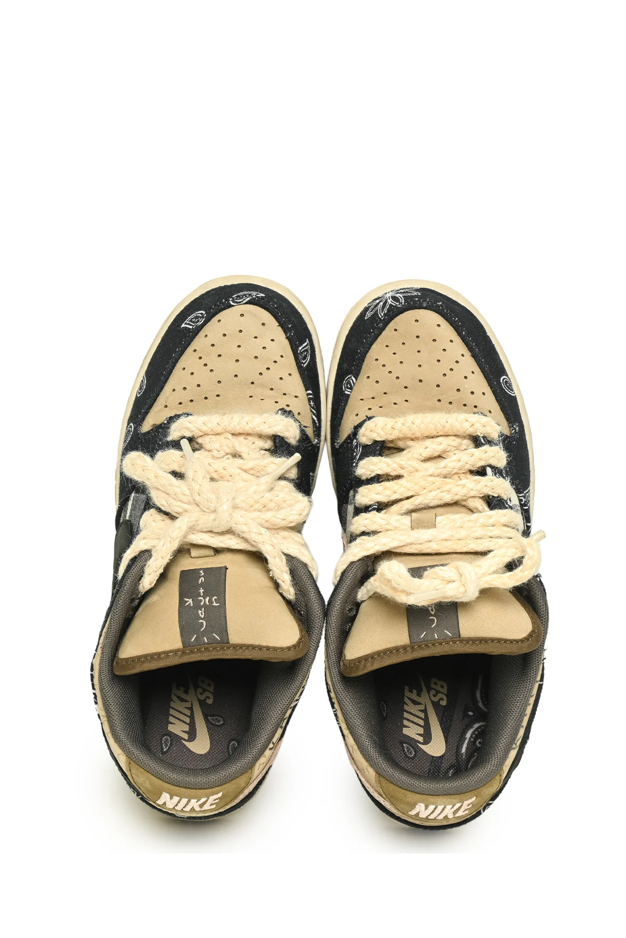 Nike x Travis Scott Size 36.5 SB Dunk Low Sneaker - Image 5