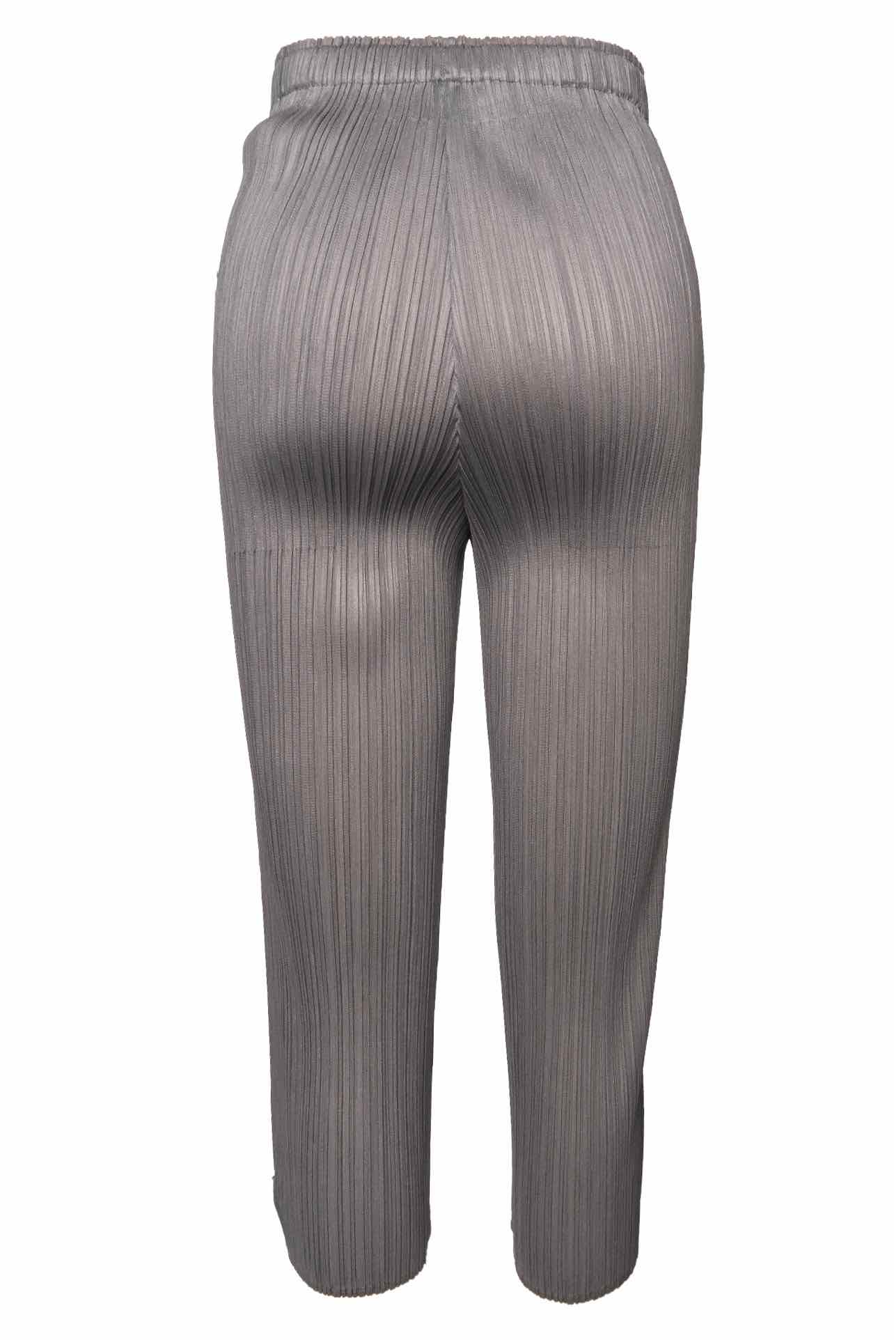 Pleats Please Size 2 Cropped Pleated Pants - Image 2