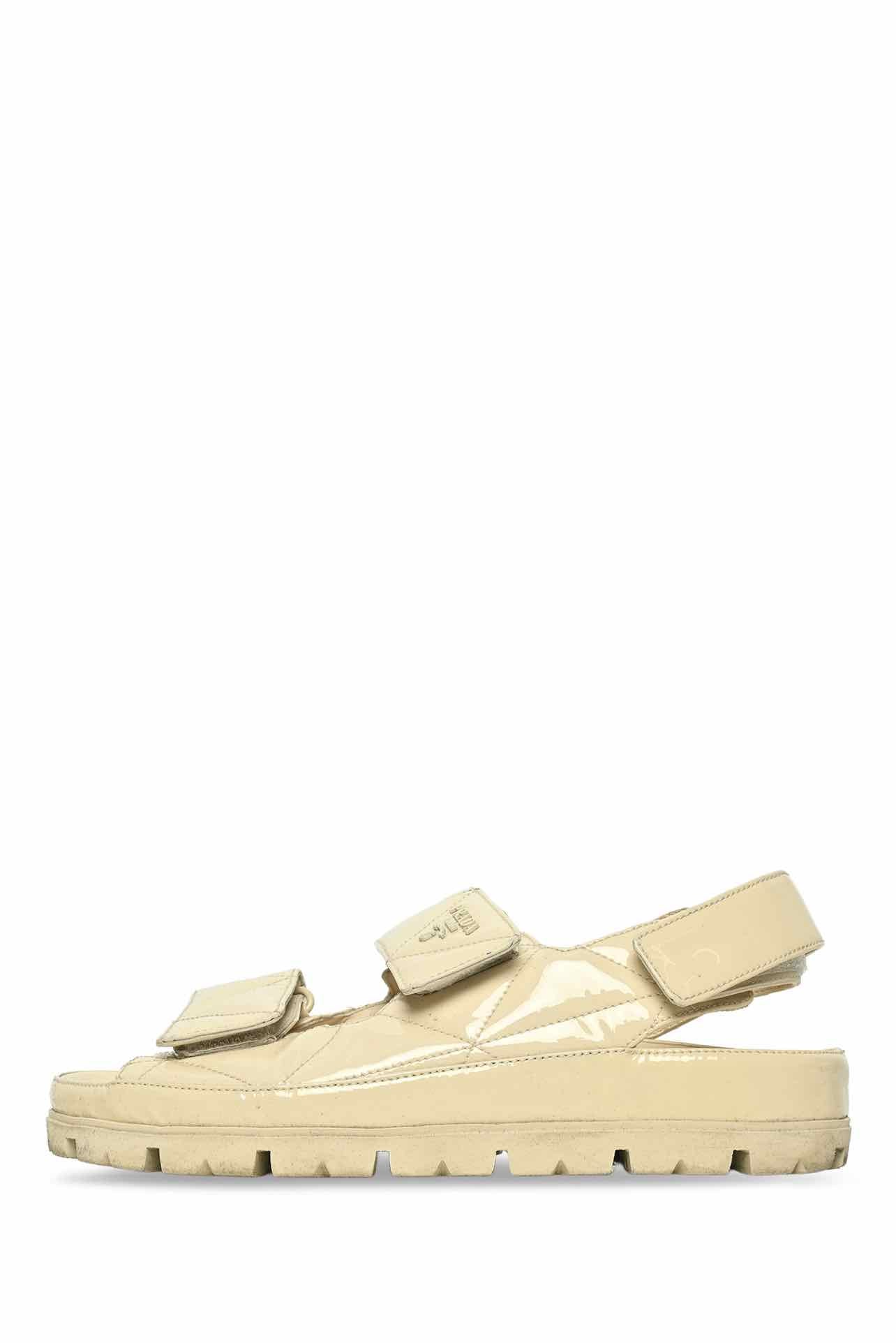 Prada Size 38.5 Quilted Patent Slingback Sport Sandals - Image 4