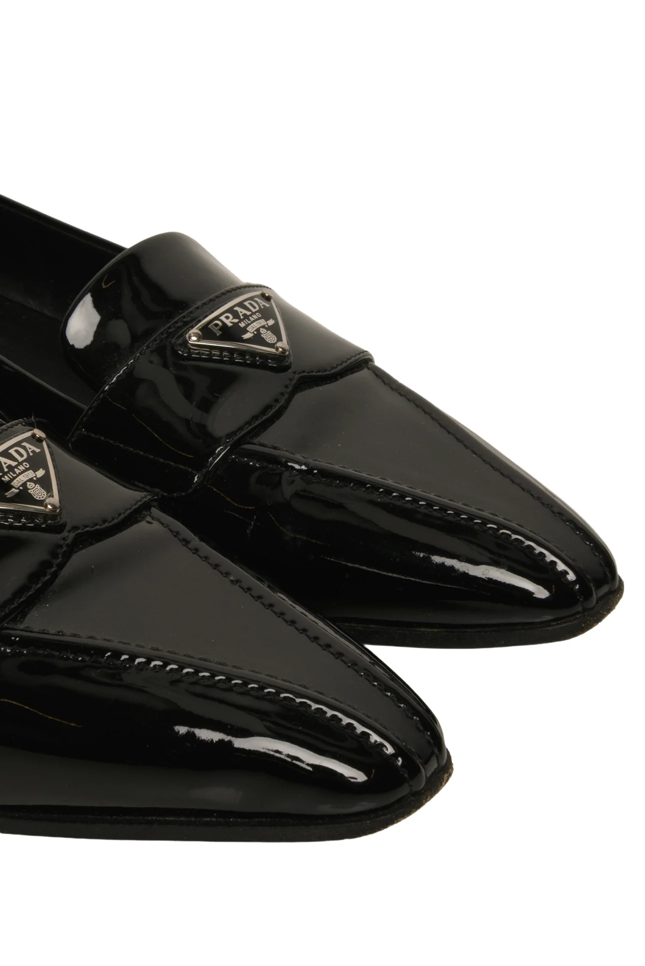 Prada Size 38 Vernice Triangle Pointed Toe Loafers - Image 5