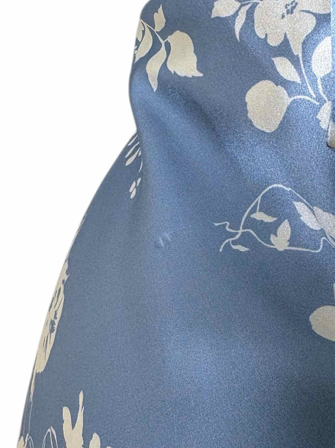 Reformation Vivi Silk Size 6 Dress - Image 6
