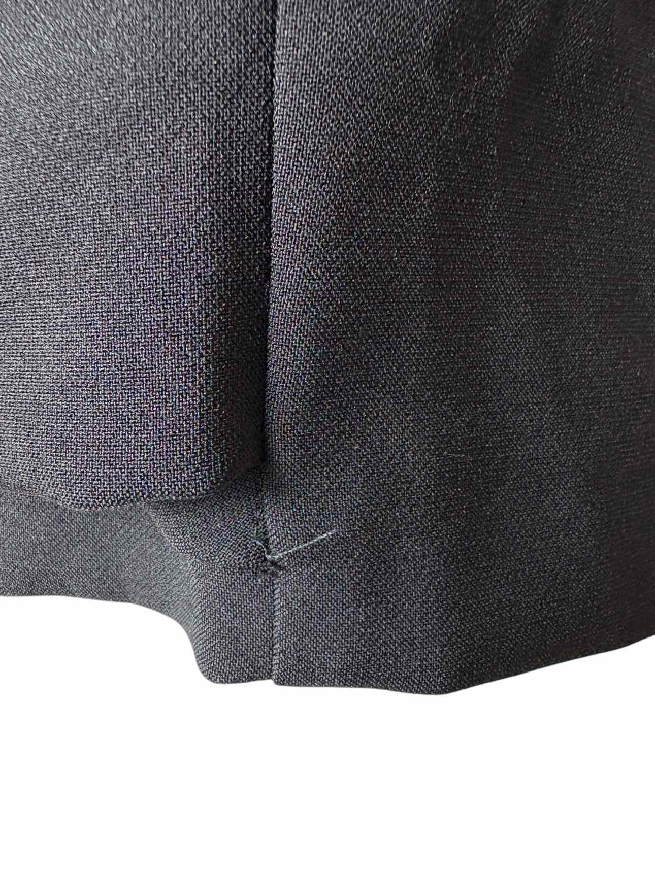 Rev___ Size 42 Pleated Poly Mini Skirt - Image 5