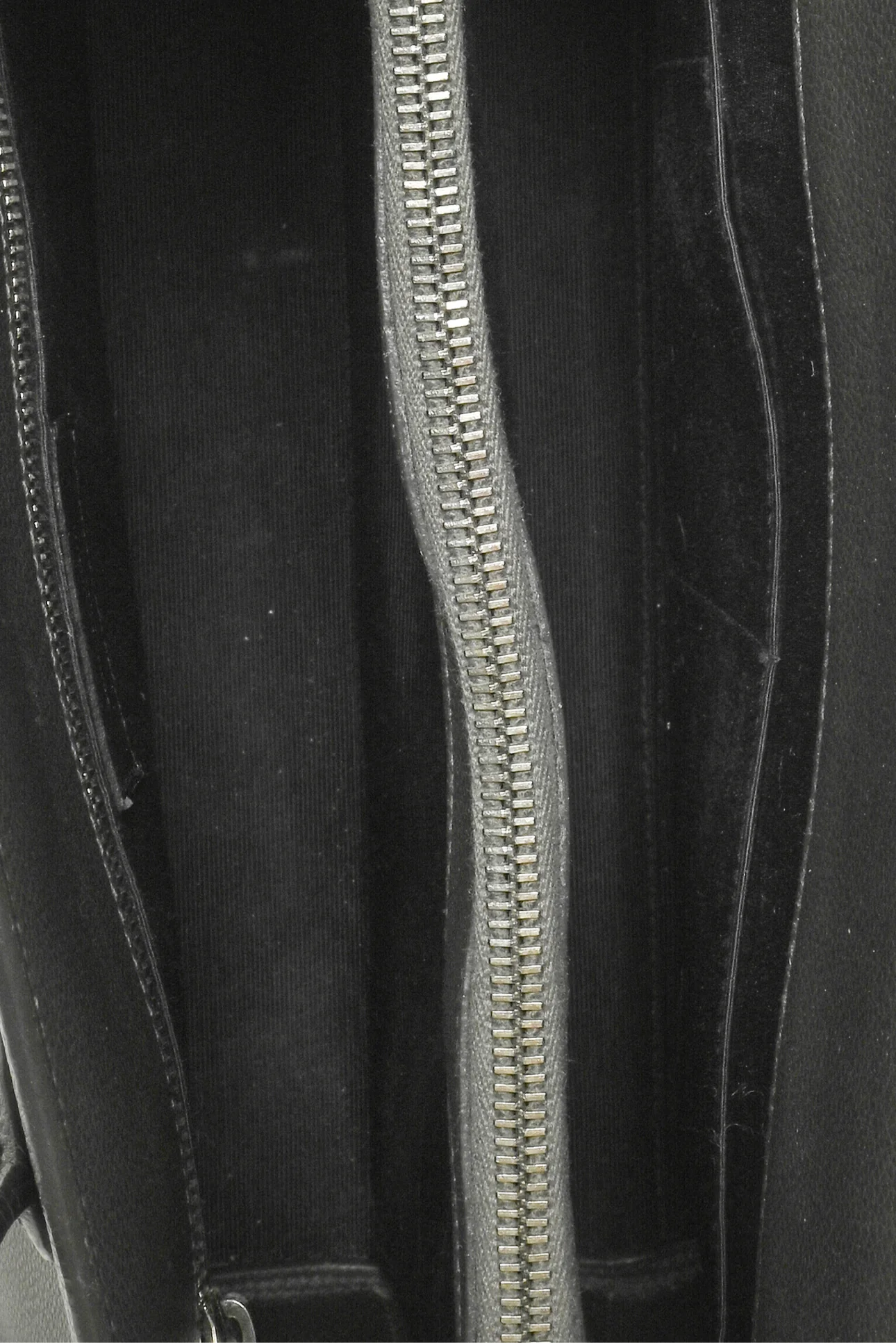 Saint Laurent 2015 Small Grained Leather Sac De Jour Tote - Image 8
