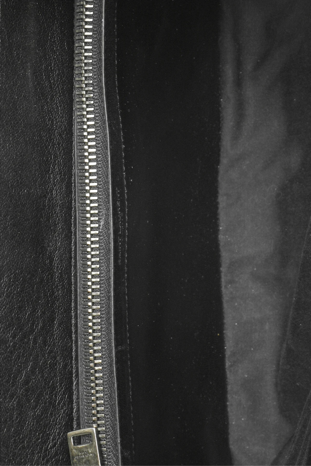 Saint Laurent Large College Quilted Leather Chain Bag - Image 9