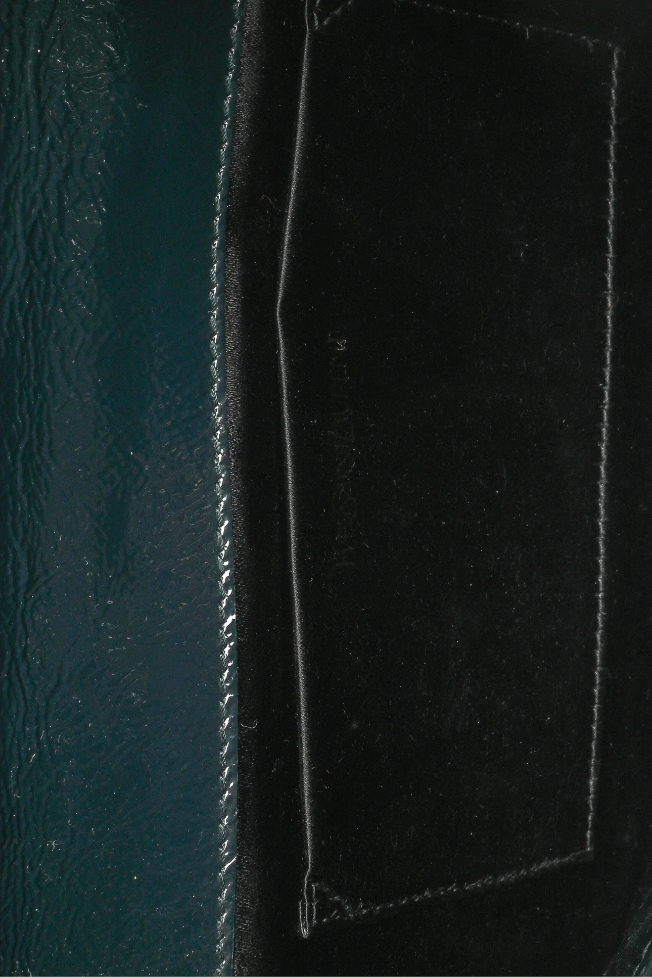 Saint Laurent Patent Leather Belle De Jour Clutch - Image 5