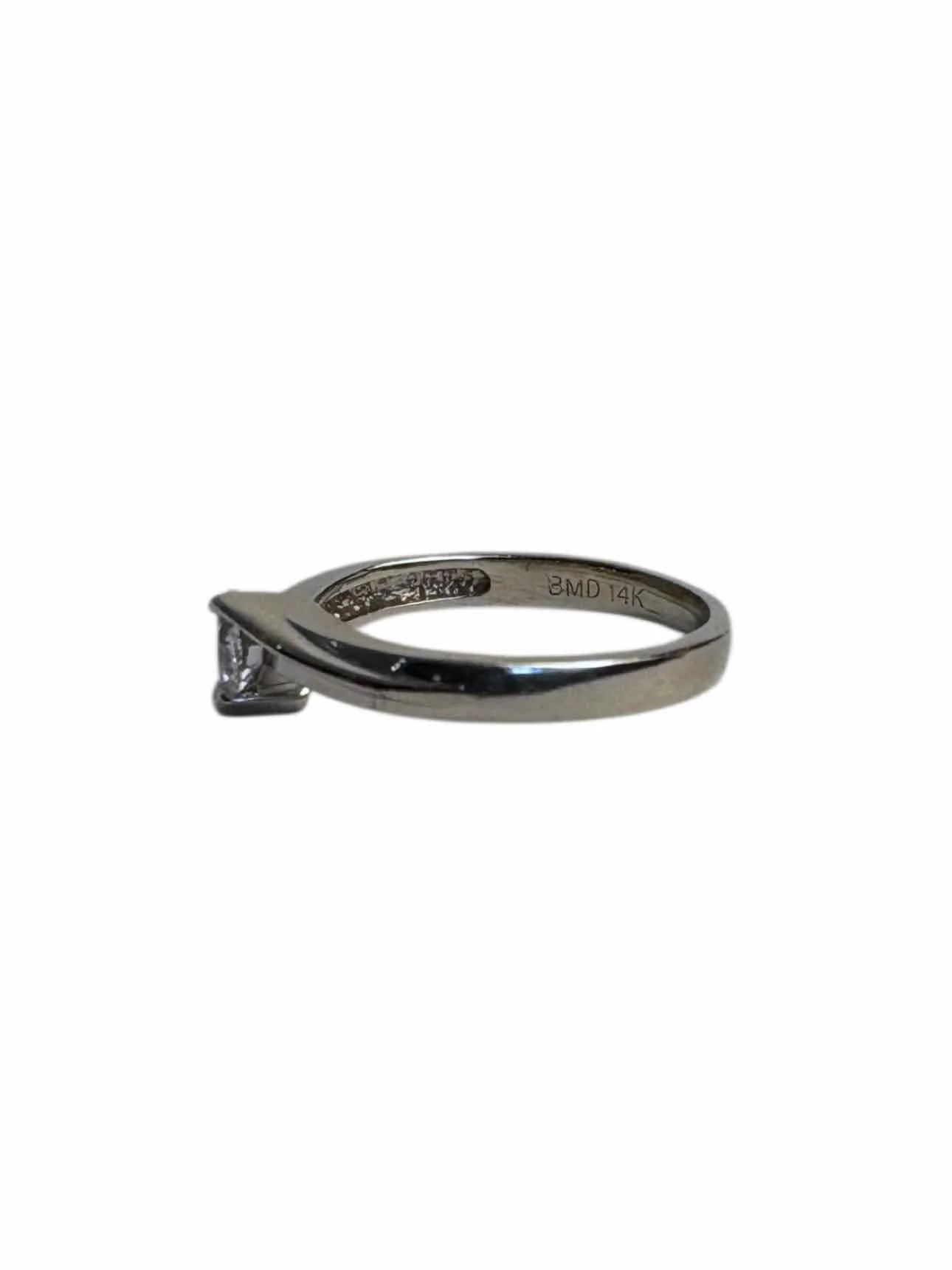 Size 4 14K  Diamond Heart Ring - Image 4