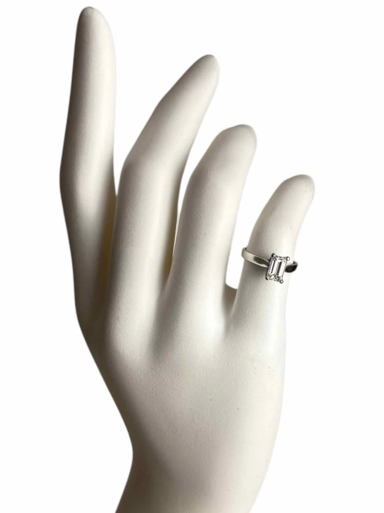 Size 5 Diamond Ring - Image 4