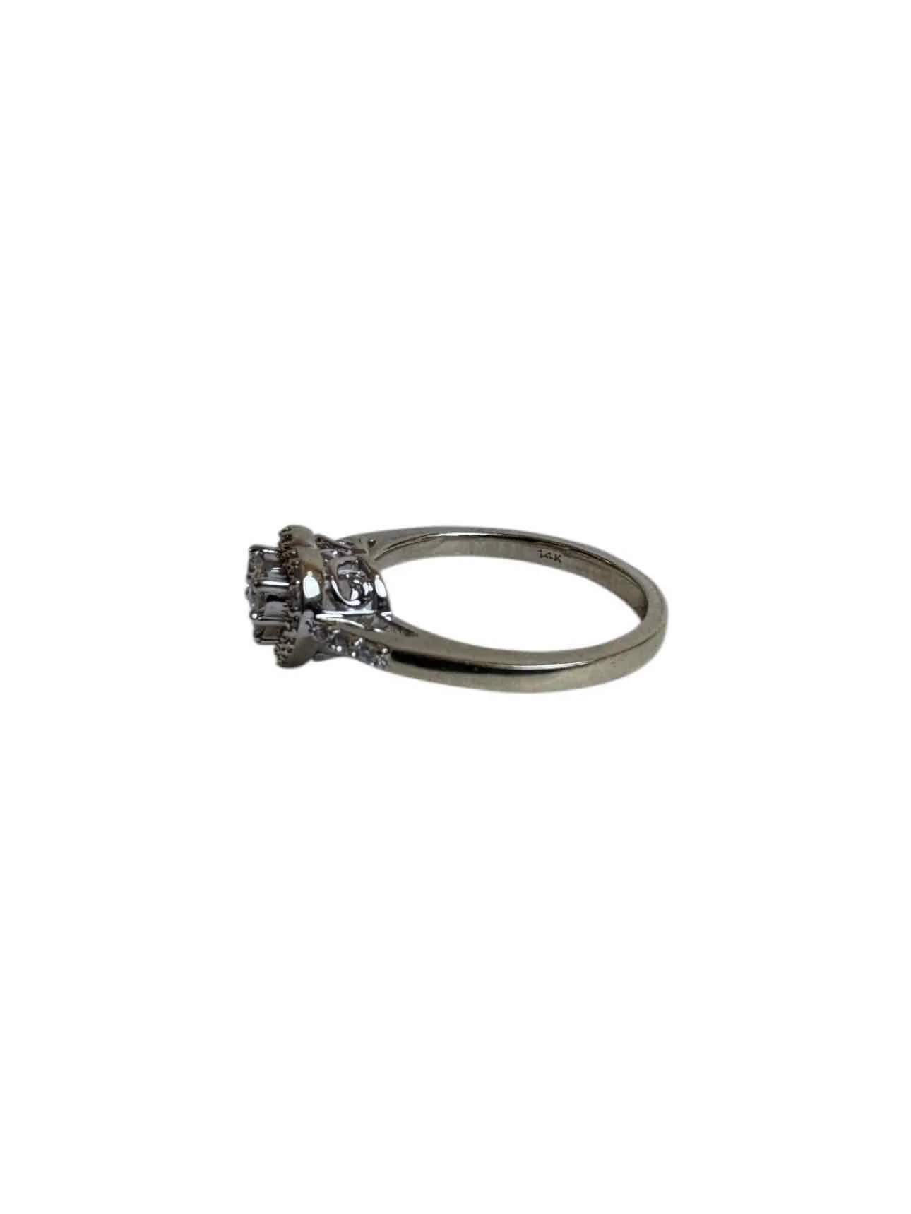 Size 6 14K Halo Heart Shapped Diamond  Ring - Image 4