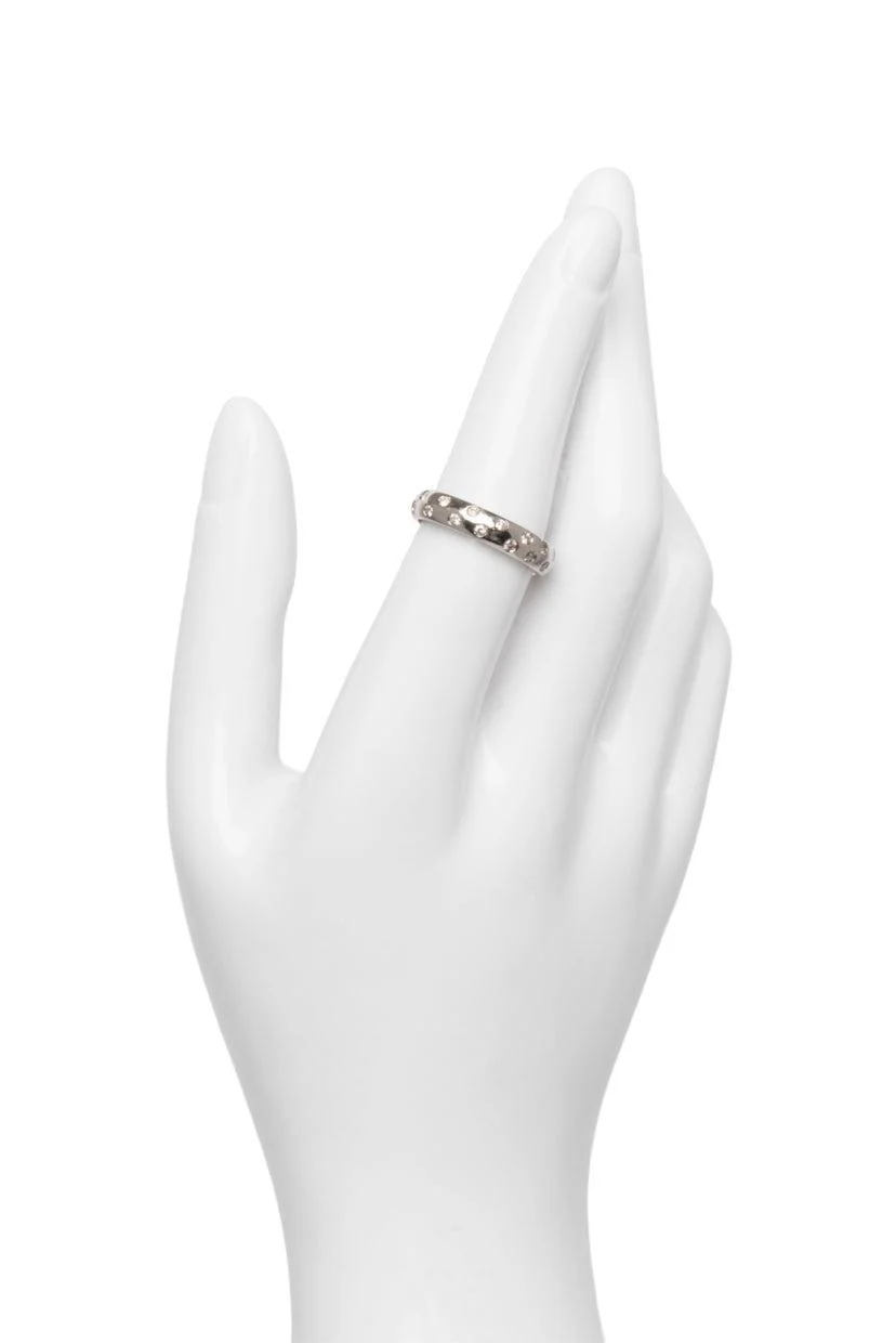 Size 6 14K White Gold & Diamond Ring - Image 3