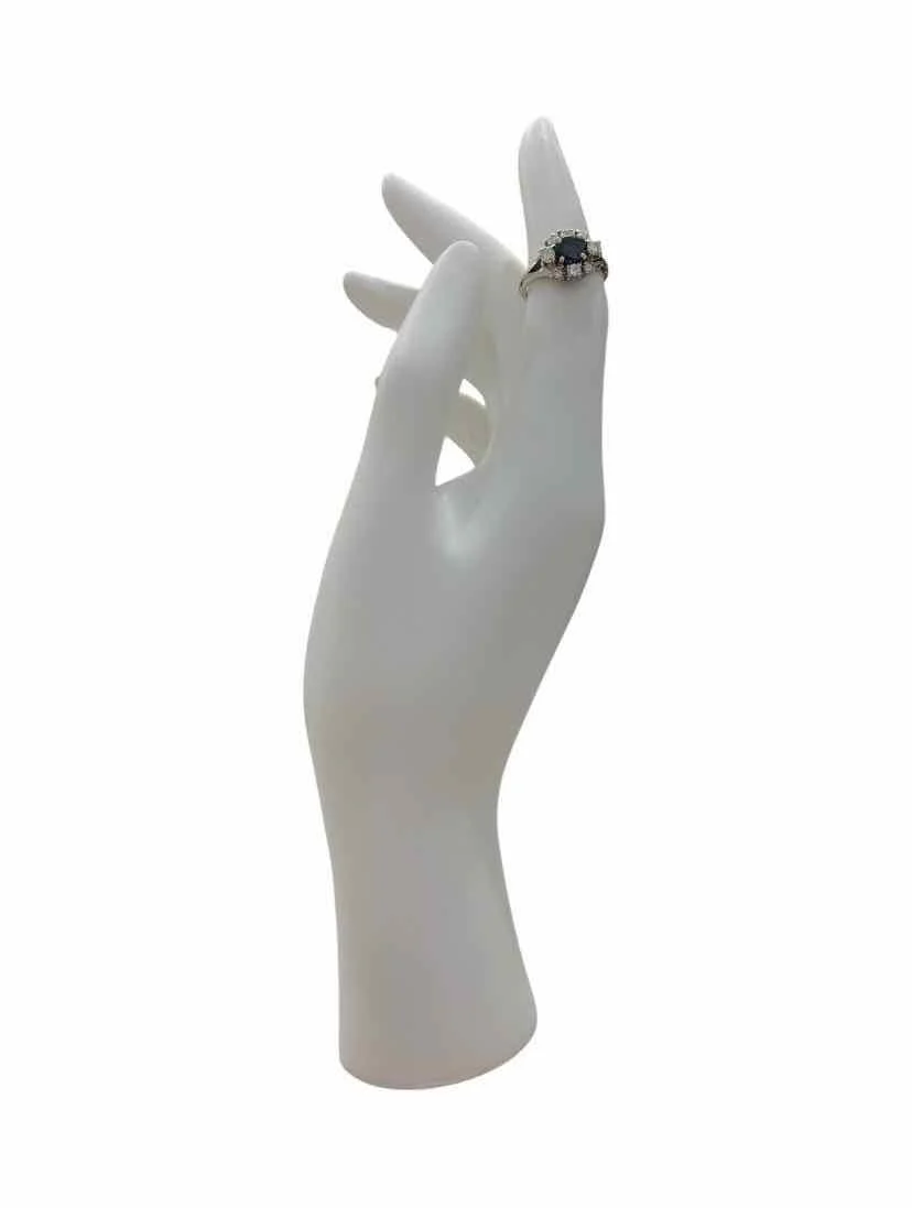 Size 7 Ring - Image 3