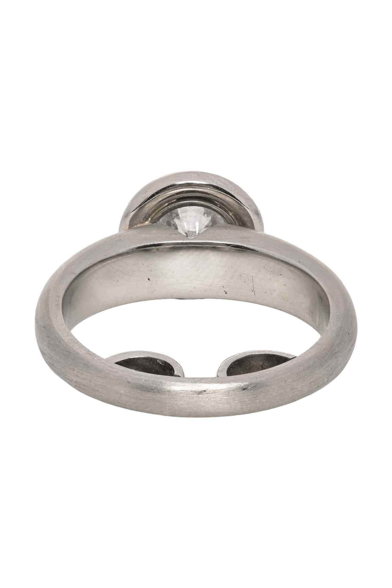 Stittgen Size 4.5 19K White Gold Solitaire Diamond Ring - Image 2