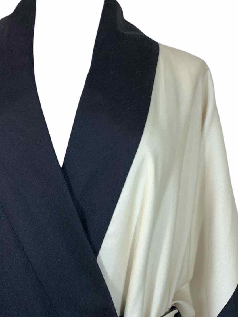 The Row Size S Pernise Two-Tone Silk Coat - Image 3