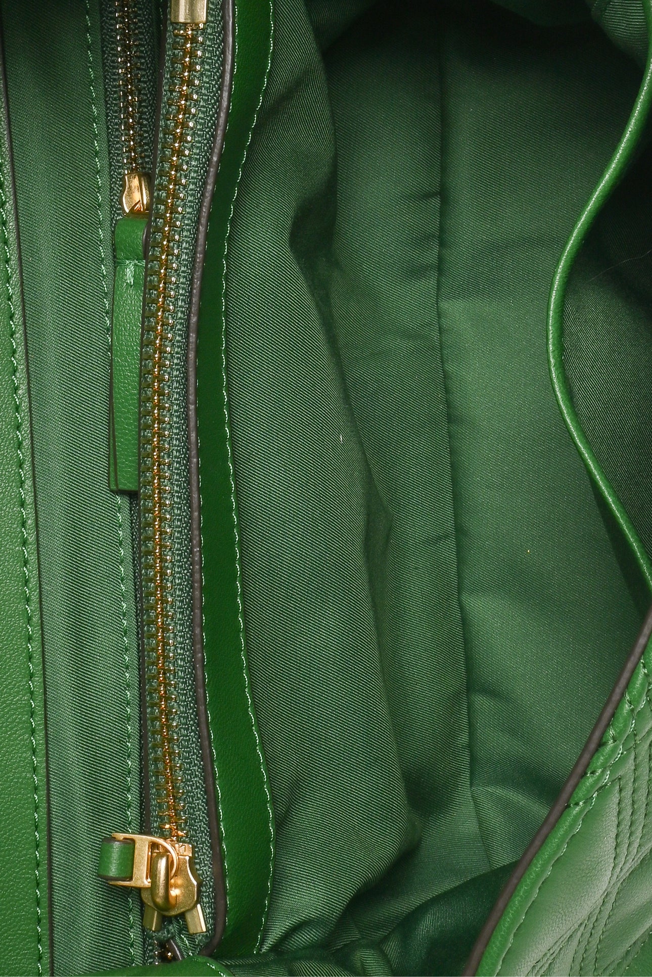 Tory Burch Fleming Soft Convertible Shoulder Bag - Image 6