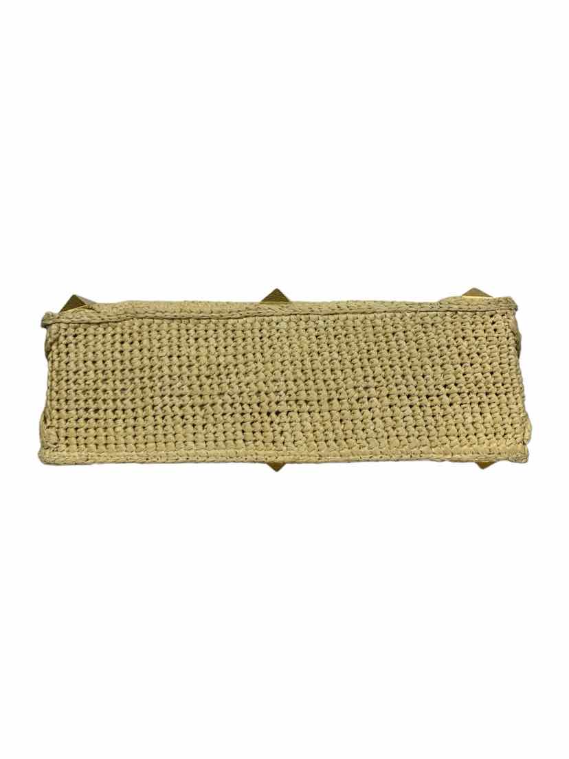 Valentino Roman Stud Large Crochet-Trimmed Raffia Shoulder Bag - Image 5