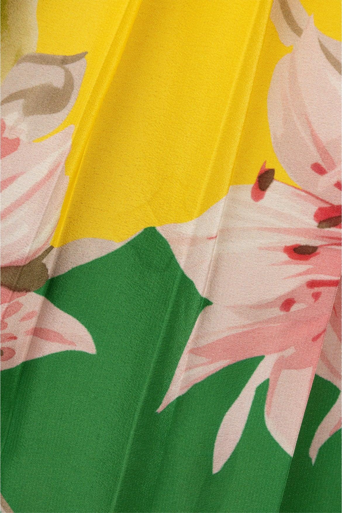 Valentino Size 10 Flying Flowers Pleated Skirt - Image 3