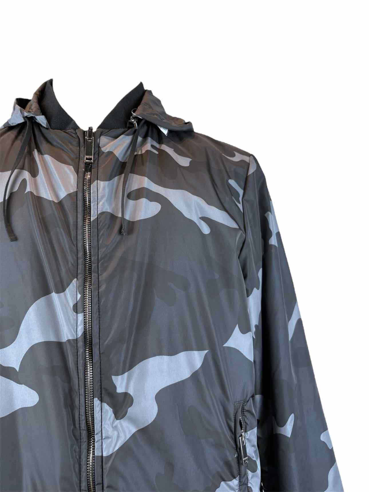 Valentino Size 38 Men's Camo Reversible Jacket - Image 4