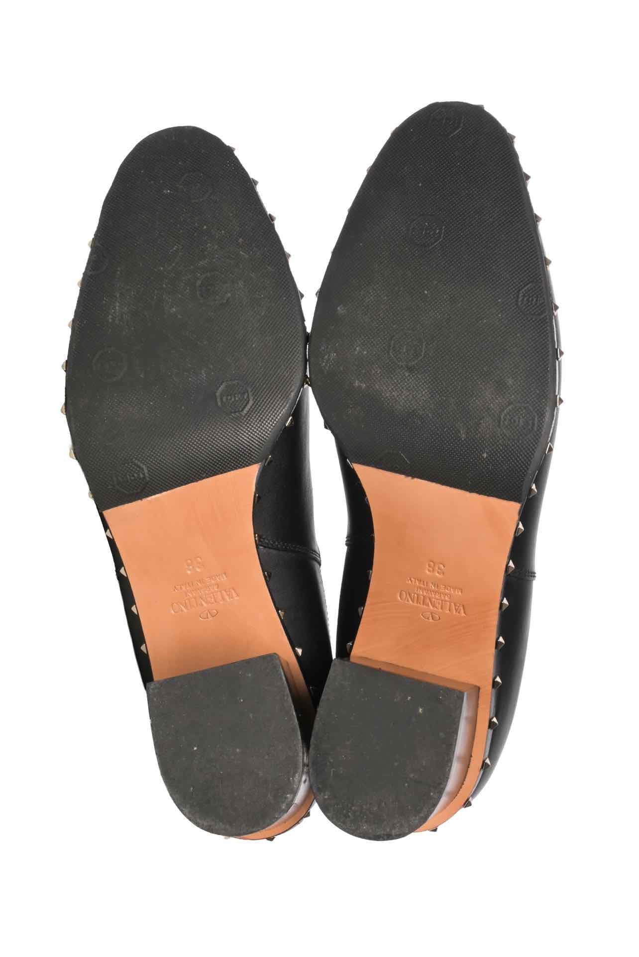 Valentino Size 38 Rockstud Accent Leather Chelsea Ankle Boots - Image 5