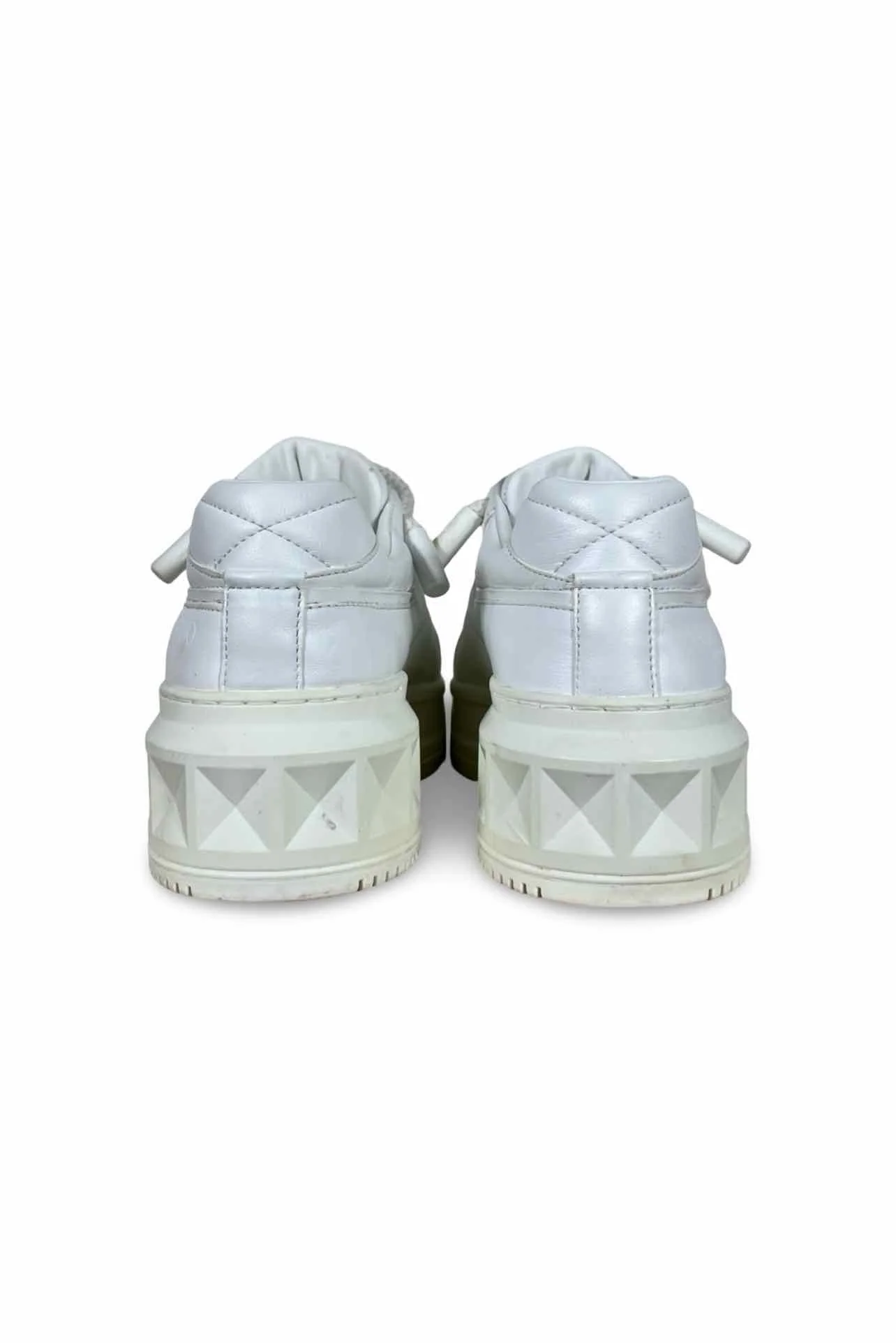 Valentino Size 38 Sneaker - Image 4